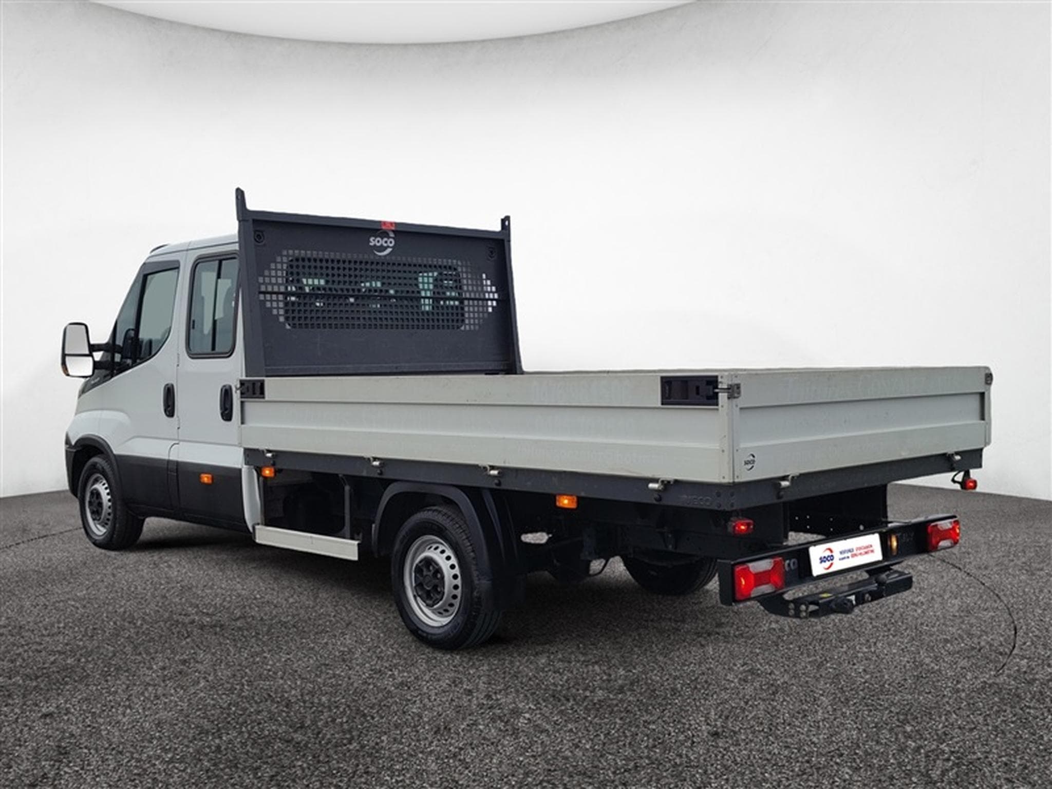 Iveco Daily Plateau DBL Cabine 2.3 CDTI 136 CV (2018) - Photo 2