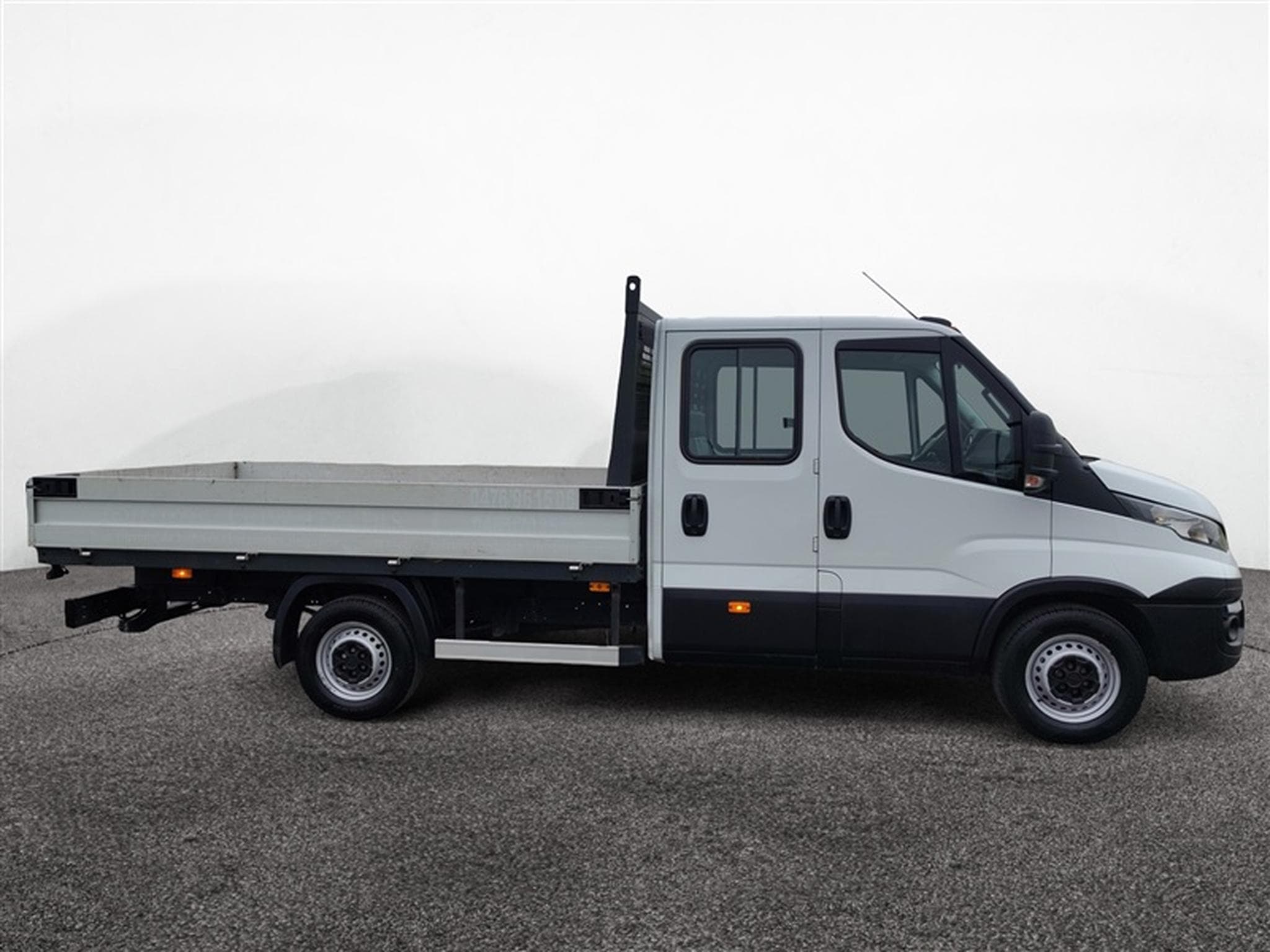 Iveco Daily Plateau DBL Cabine 2.3 CDTI 136 CV (2018) - Photo 20