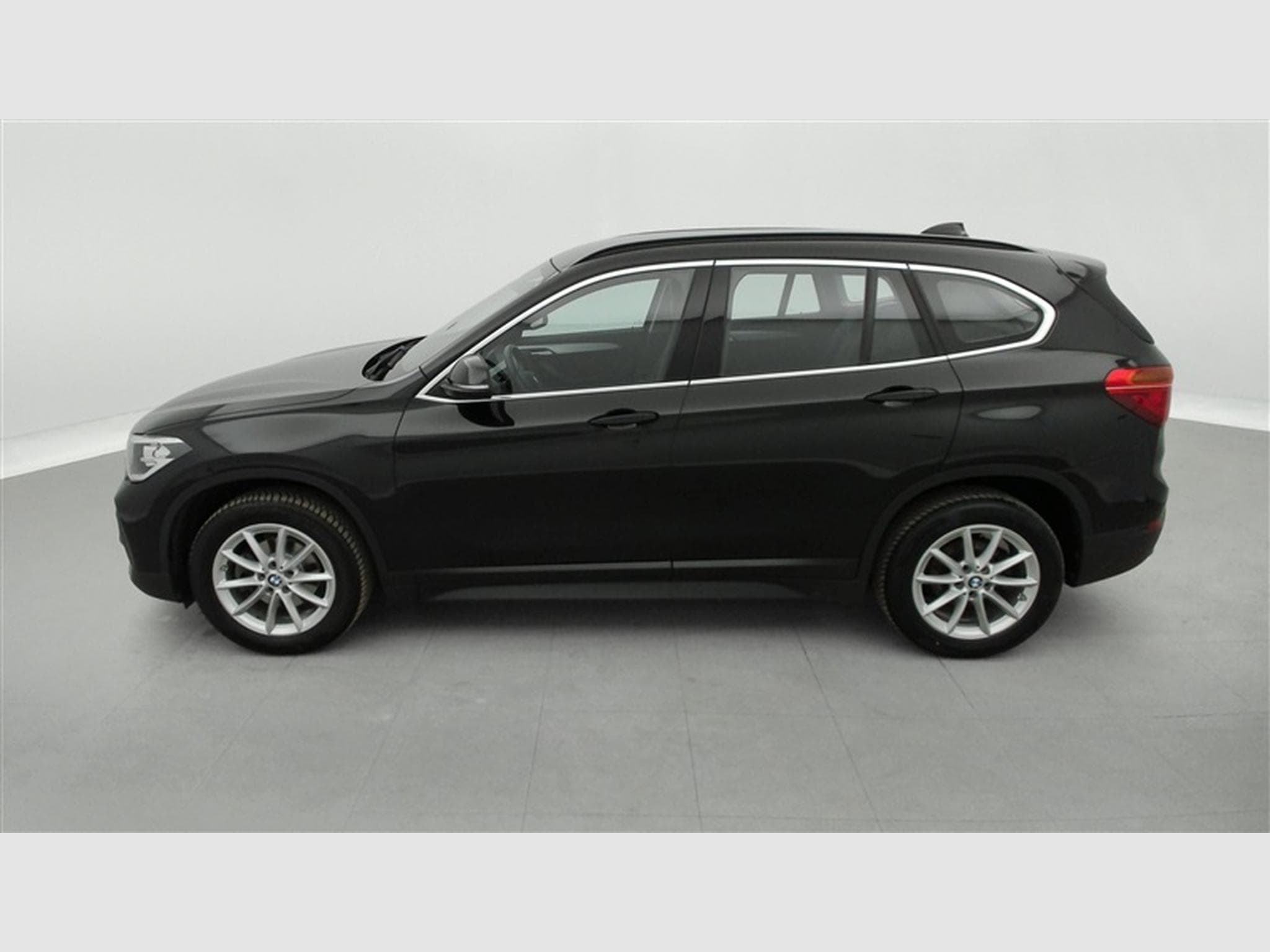 BMW X1 1.5 dA sDrive16 AdBlue (2020) - Photo 3