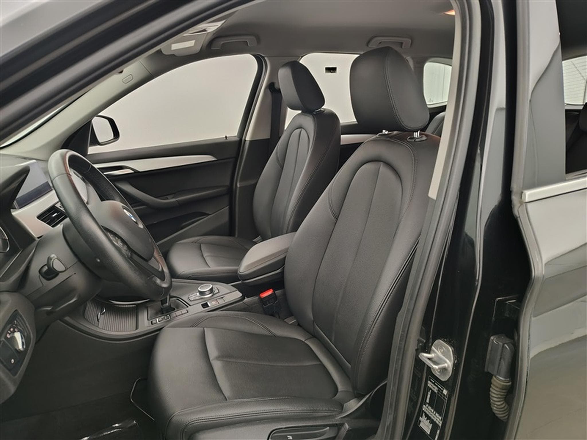 BMW X1 1.5 dA sDrive16 AdBlue (2020) - Photo 7