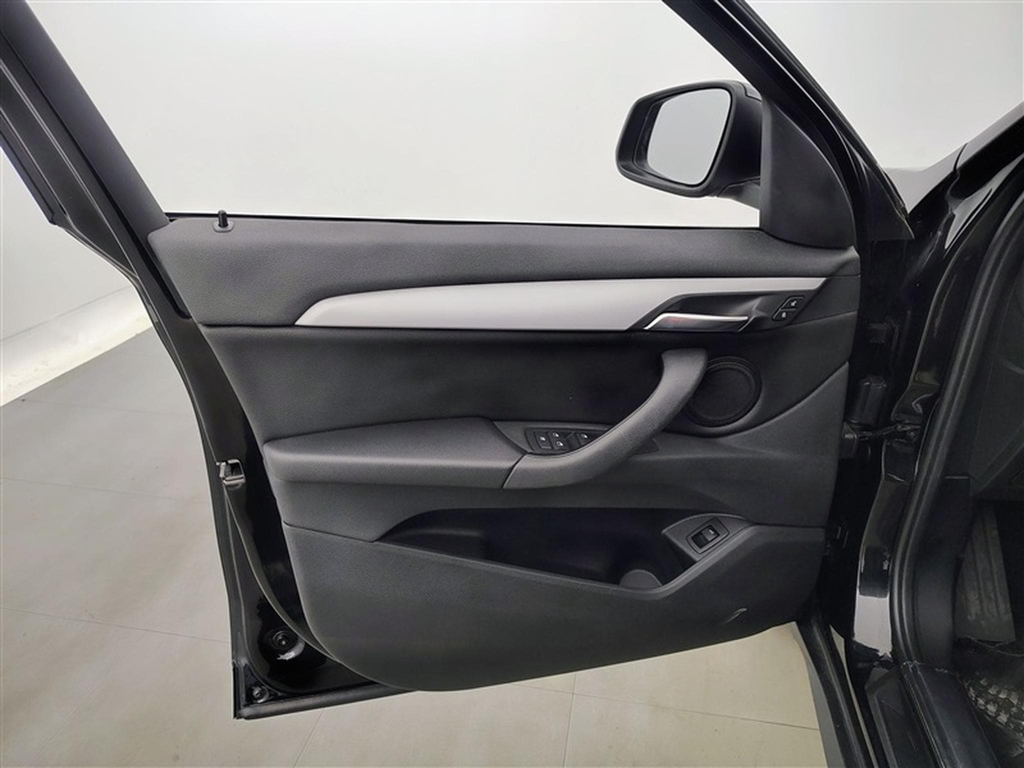 BMW X1 1.5 dA sDrive16 AdBlue (2020) - Photo 16