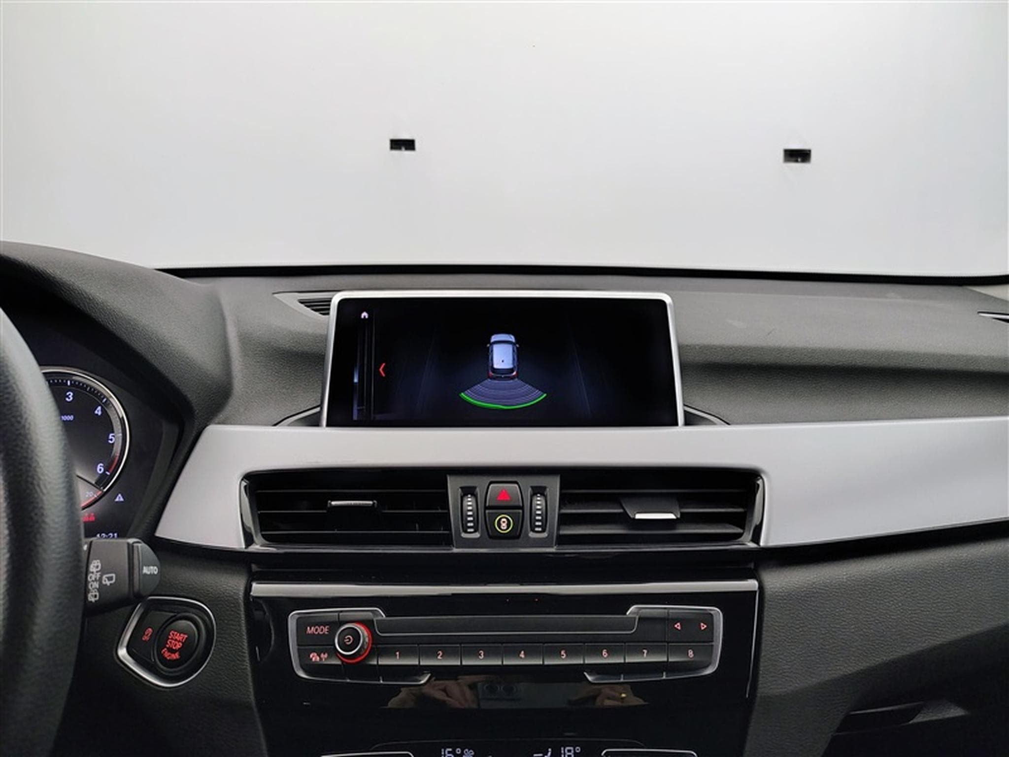 BMW X1 1.5 dA sDrive16 AdBlue (2020) - Photo 17