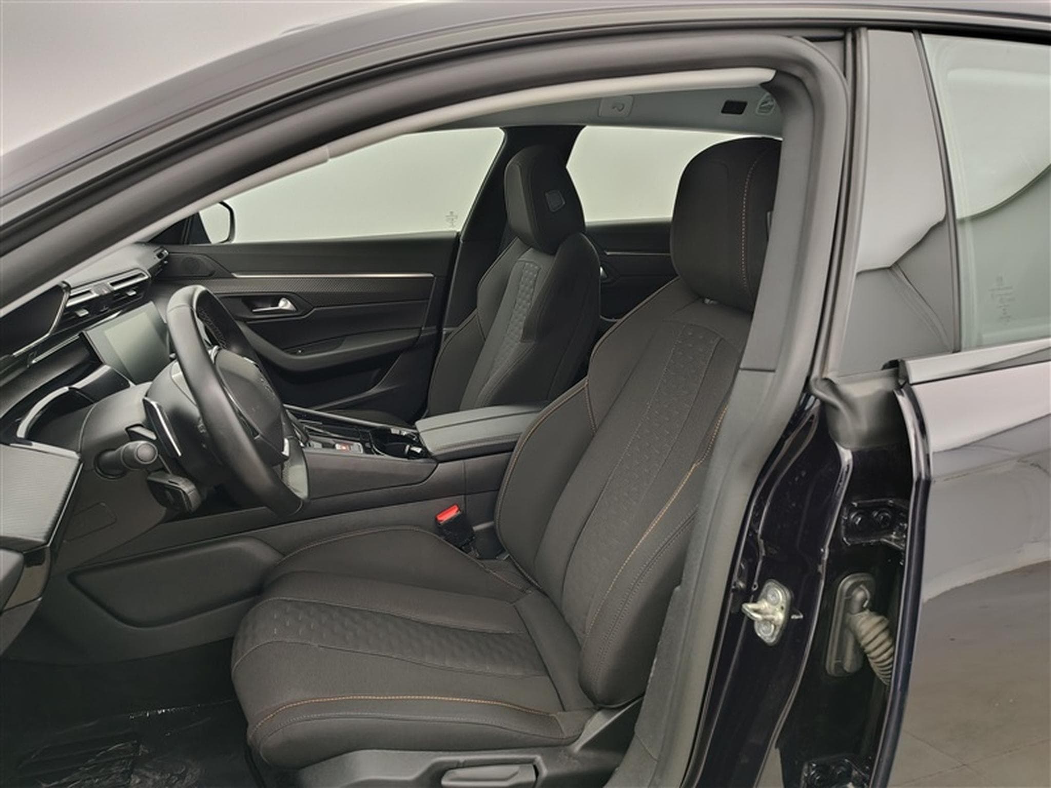 Peugeot 508 SW 1.2 PureTech 130Cv EAT8 Active Pack NAVI (2022) - Photo 7