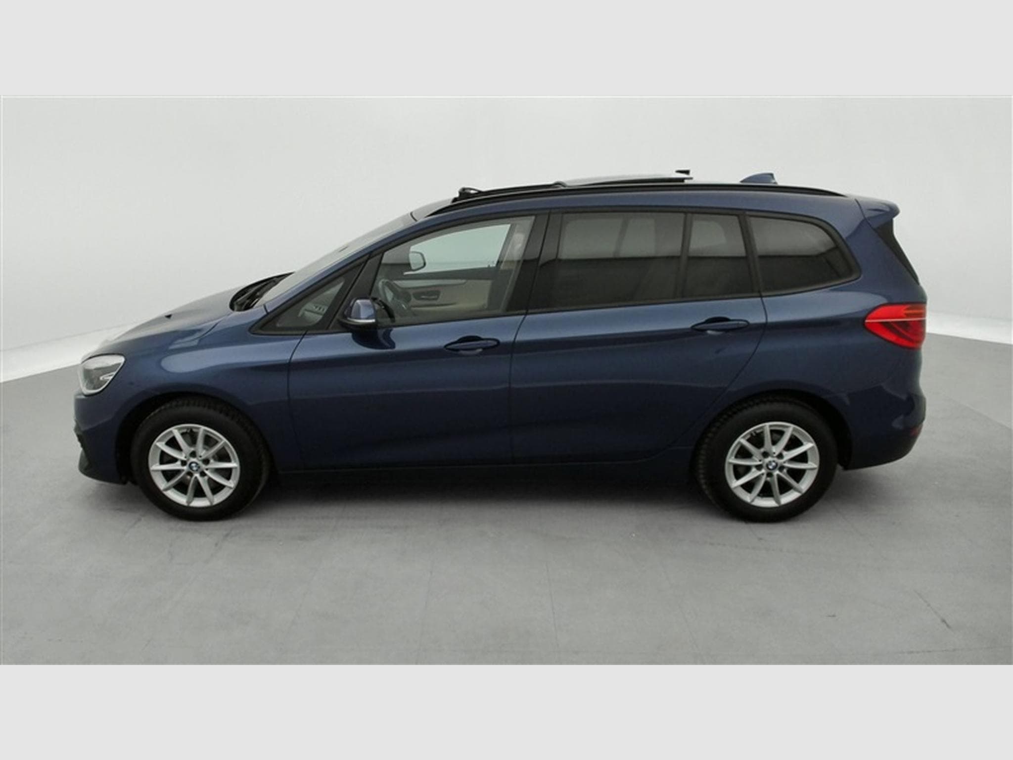BMW 218 Gran Tourer 218i CUIR/NAVI/FULL LED/TO PANO/JA/PDC (2021) - Foto 3