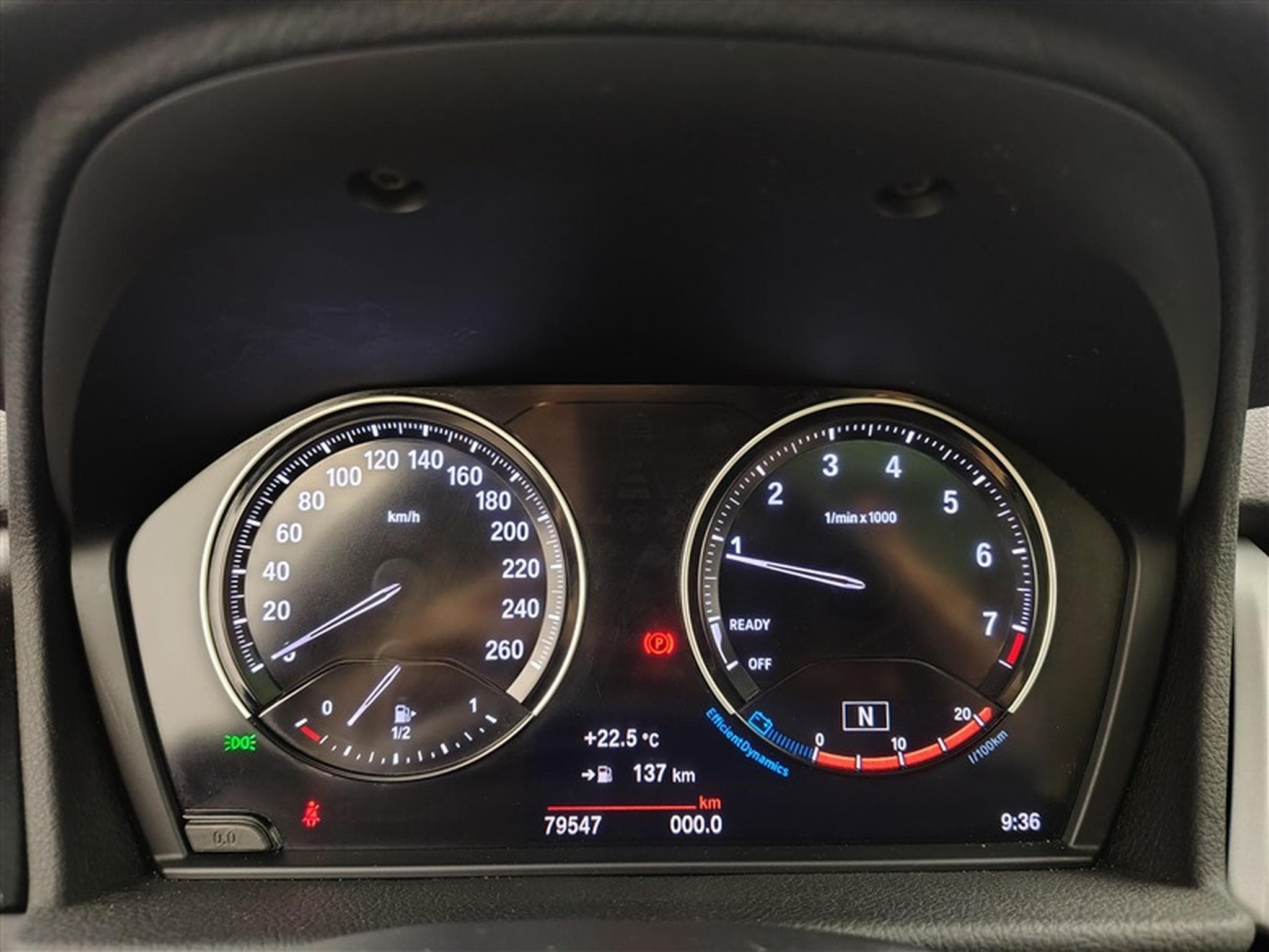 BMW 218 Gran Tourer 218i CUIR/NAVI/FULL LED/TO PANO/JA/PDC (2021) - Foto 10