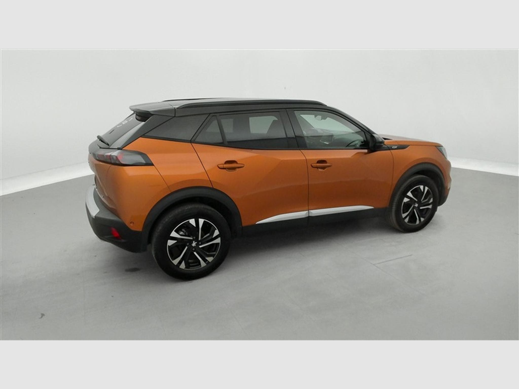 Peugeot 2008 1.2 PureTech 130cv GT NAVI / FULL LED / CAMERA / JA 17" (2021) - Photo 25