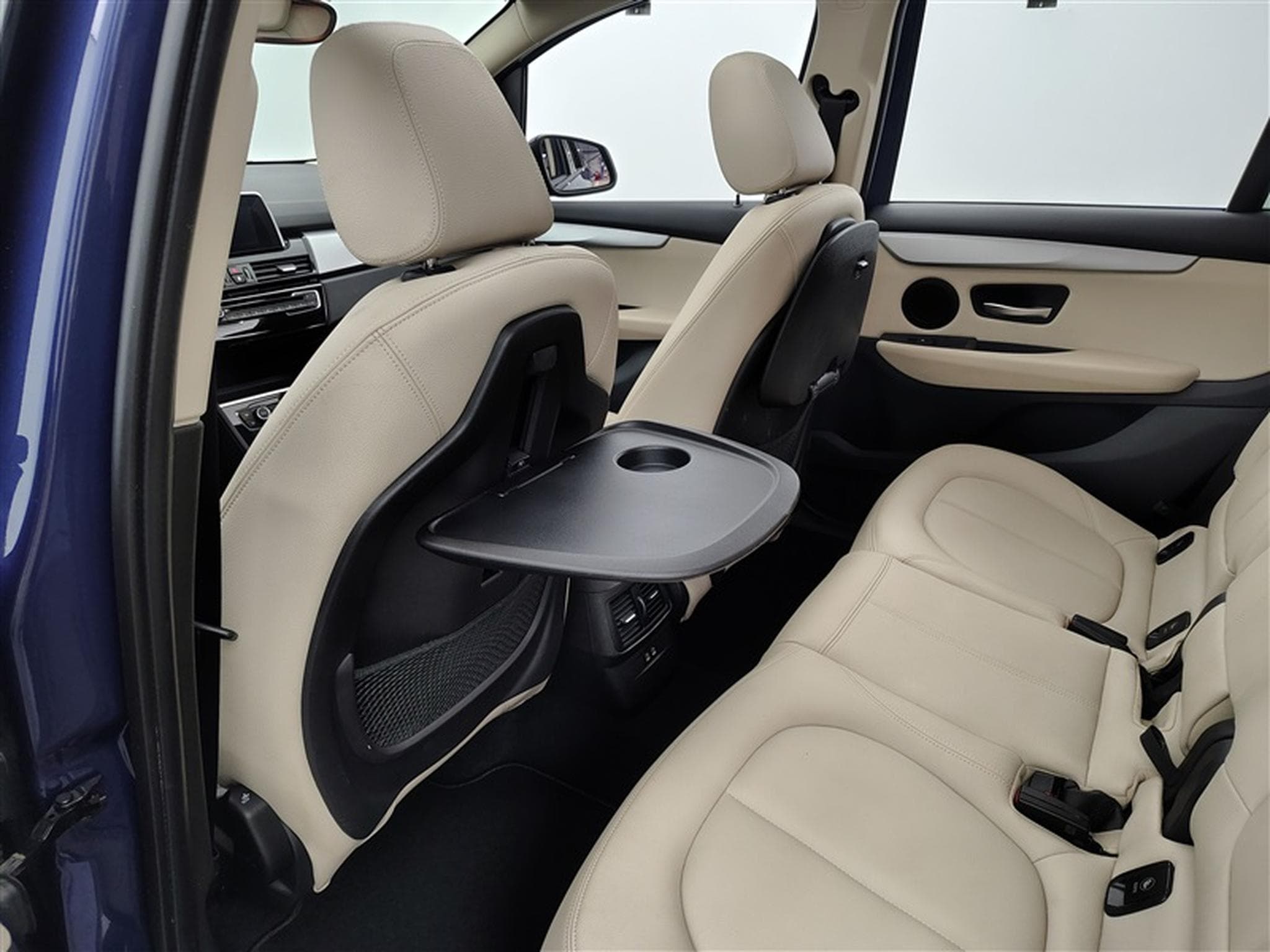 BMW 218 Gran Tourer 218i CUIR/NAVI/FULL LED/TO PANO/JA/PDC (2021) - Foto 20