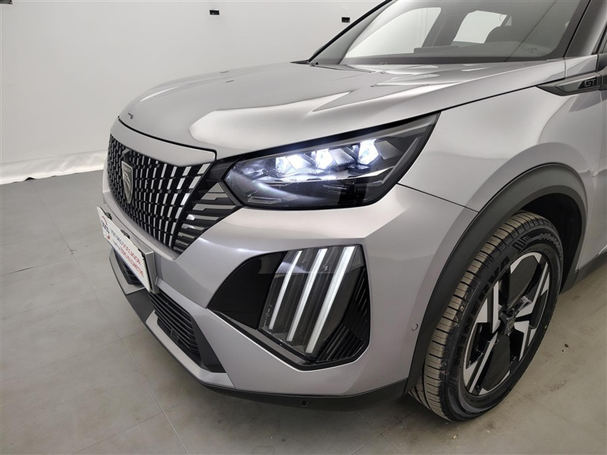 Peugeot 2008 1.2 PureTech GT S&S (2024) - Photo 15