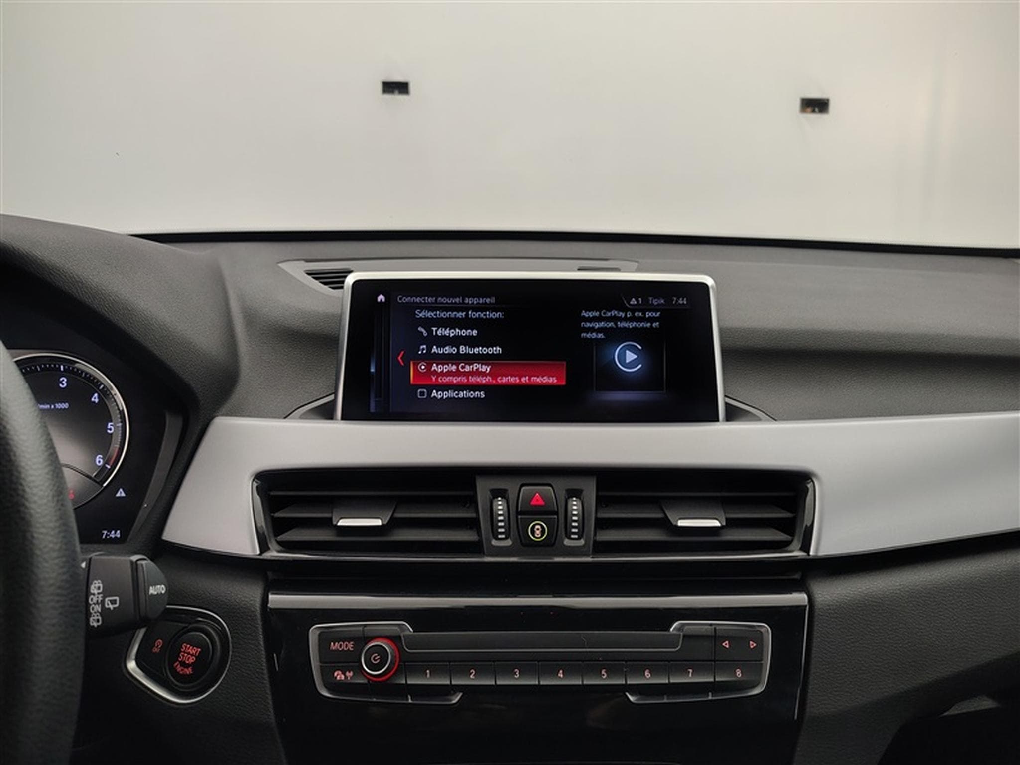 BMW X1 1.5 dA sDrive16 NAVI / CARPLAY / PDC AV-AR (2022) - Photo 20