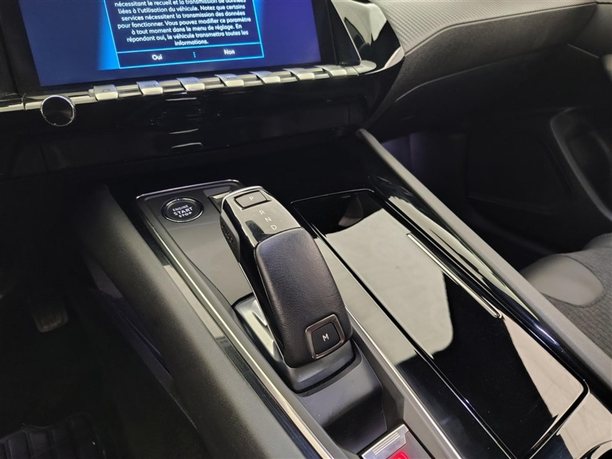 Peugeot 508 1.2 PureTech Allure Pack EAT8 S-CUIR / NAVI / PDC (2023) - Photo 12