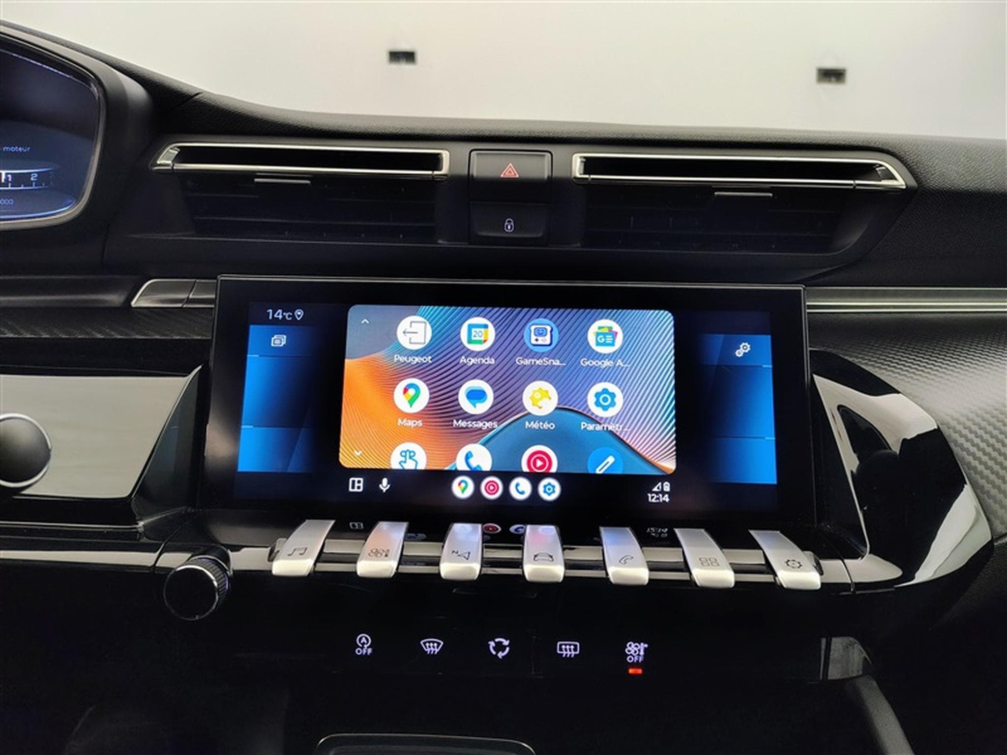 Peugeot 508 1.2 PureTech Allure Pack EAT8 S-CUIR / NAVI / PDC (2023) - Photo 19
