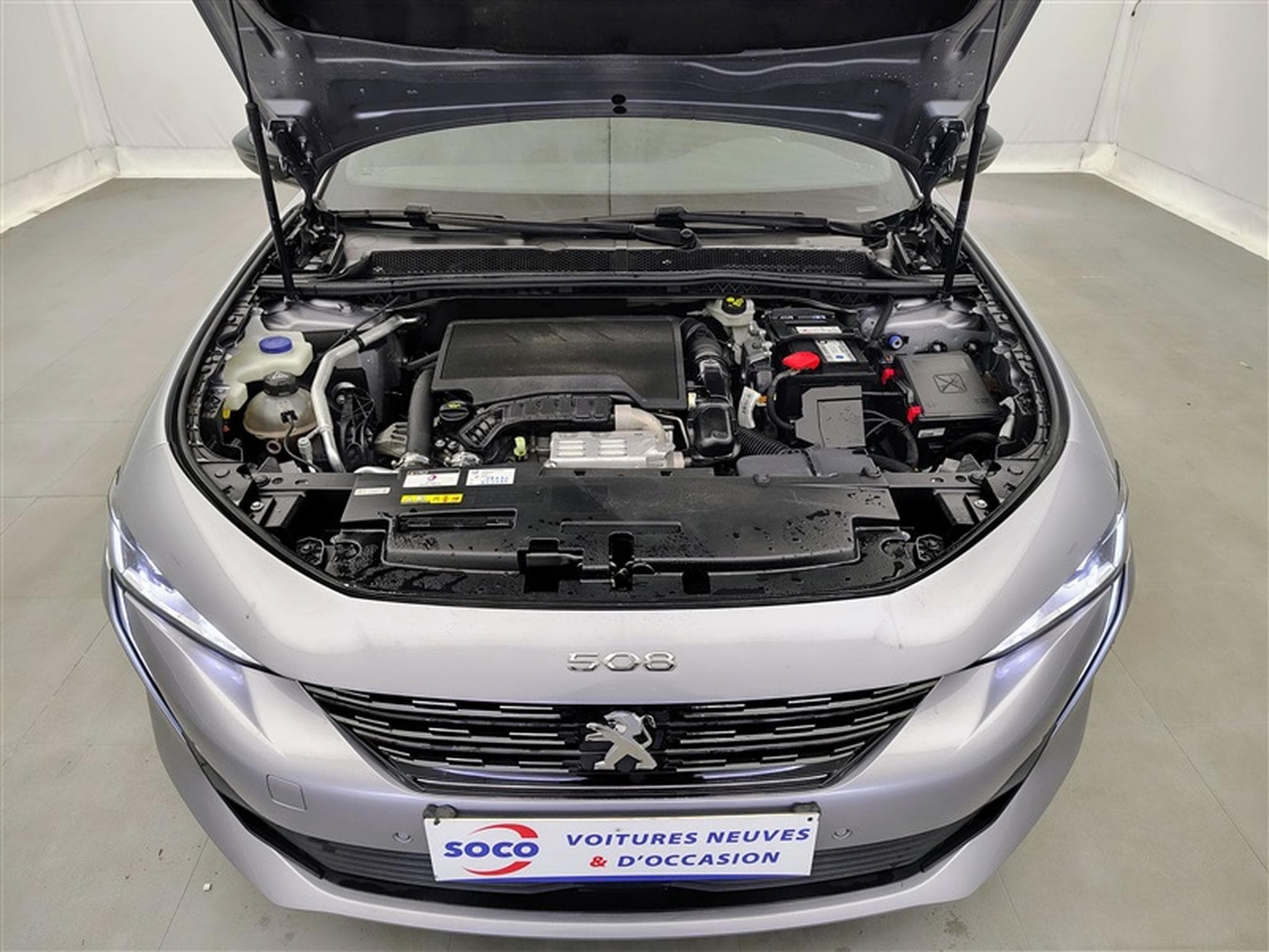 Peugeot 508 1.2 PureTech Allure Pack EAT8 S-CUIR / NAVI / PDC (2023) - Photo 18