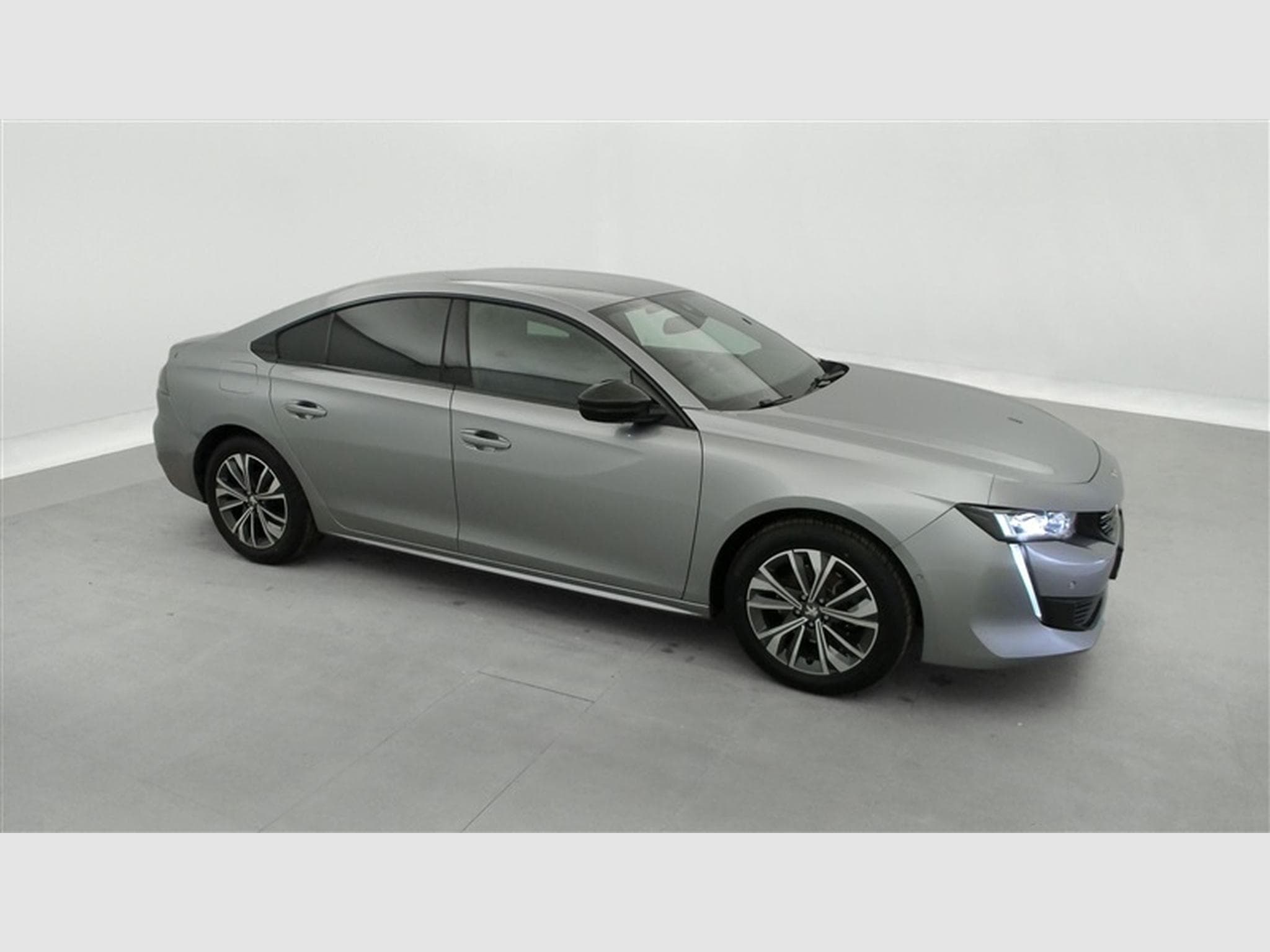 Peugeot 508 1.2 PureTech Allure Pack EAT8 S-CUIR / NAVI / PDC (2023) - Photo 22