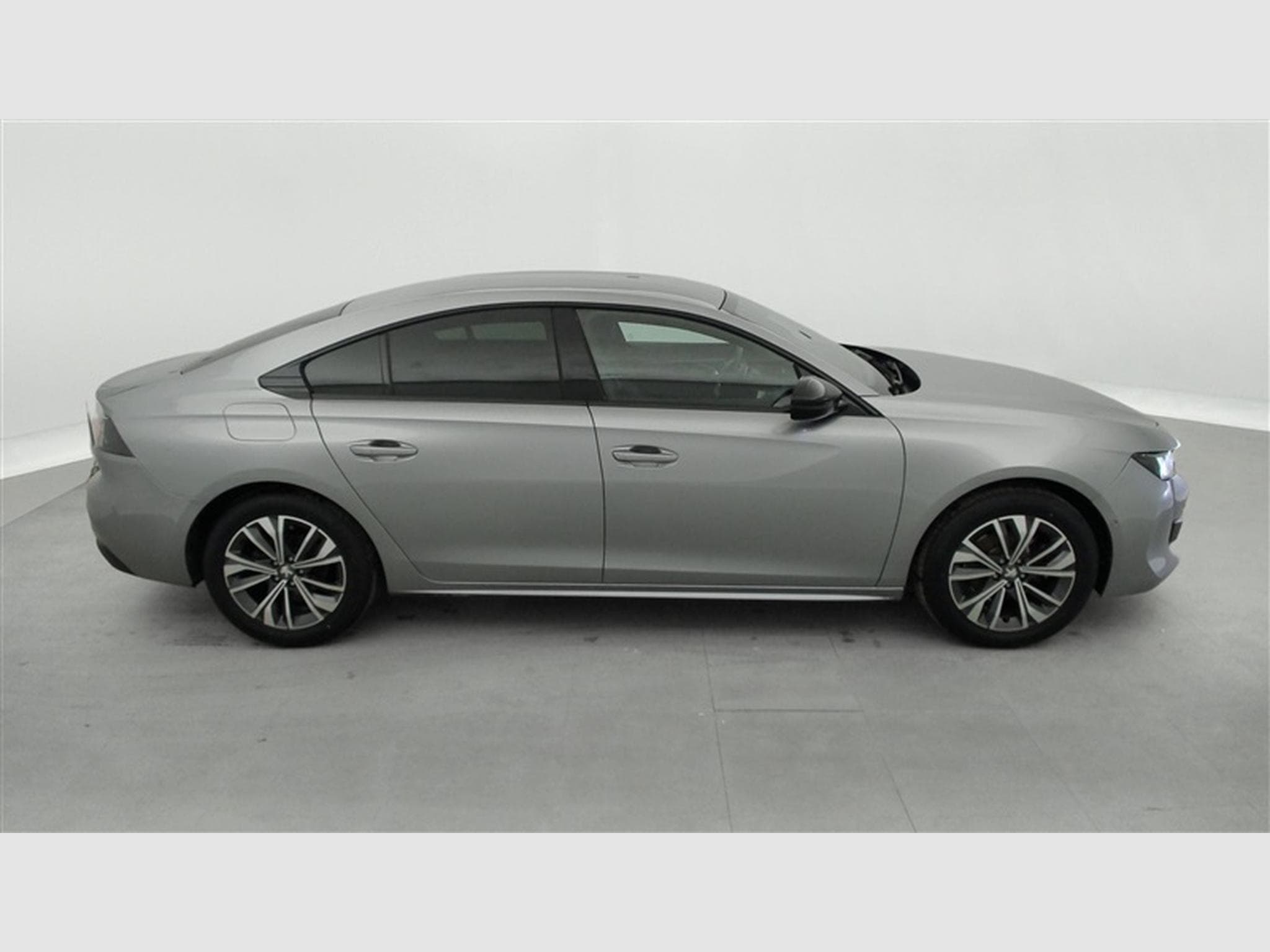 Peugeot 508 1.2 PureTech Allure Pack EAT8 S-CUIR / NAVI / PDC (2023) - Photo 23