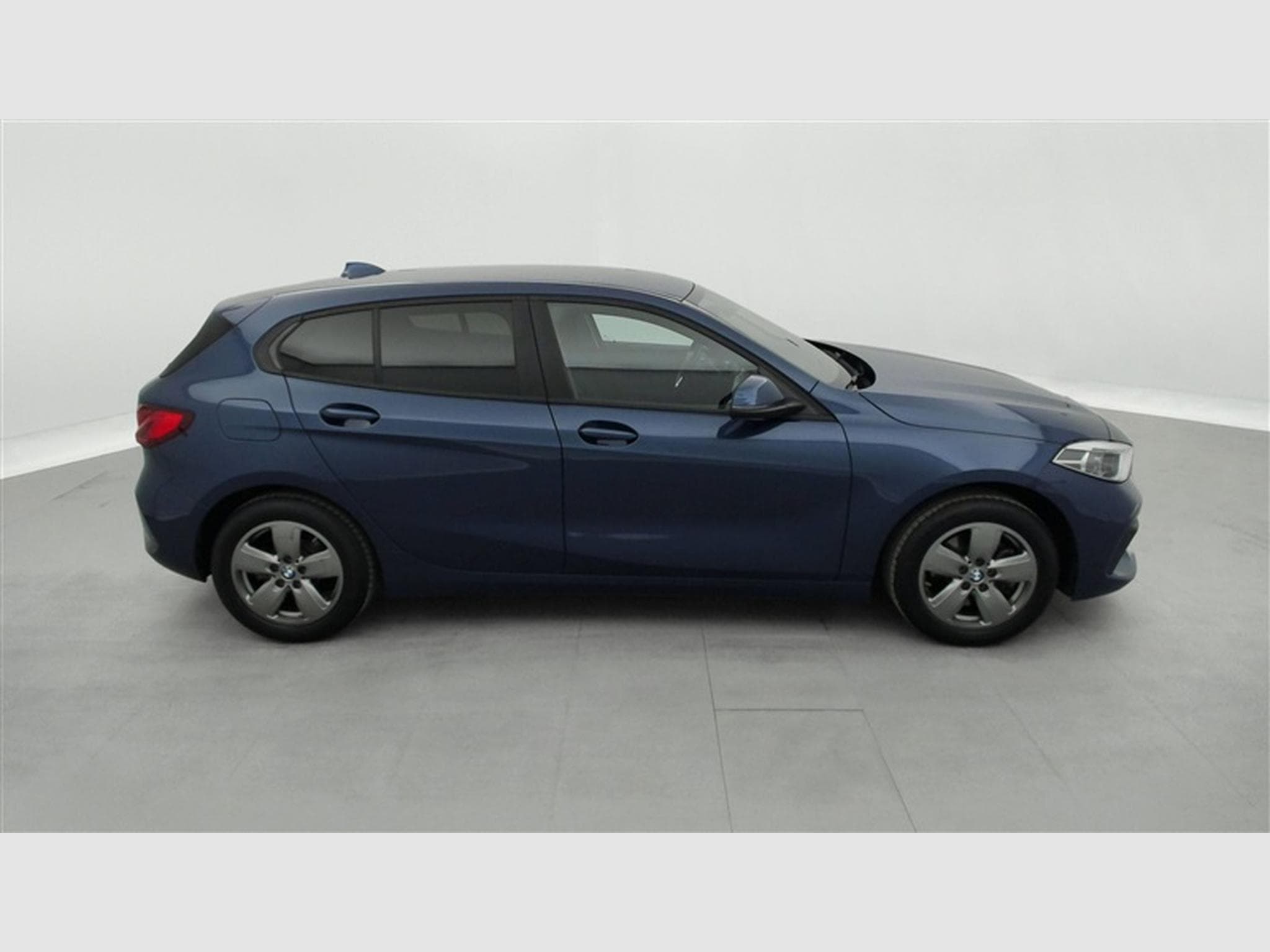 BMW 116 116 d Business Line NAVI / FULL LED / ALU / PDC (2021) - Foto 24