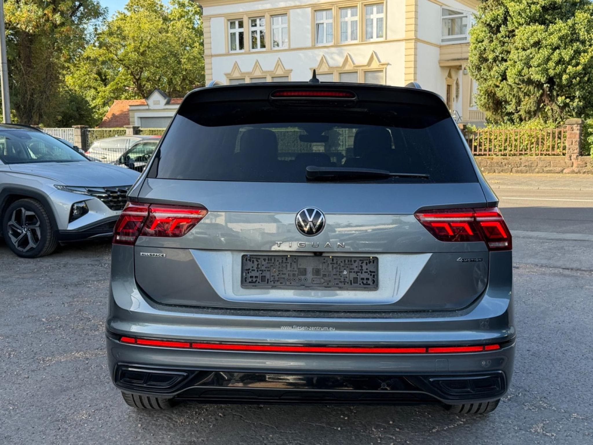 VW Tiguan R-Line 4Motion/7xSitze (2022) - Photo 5