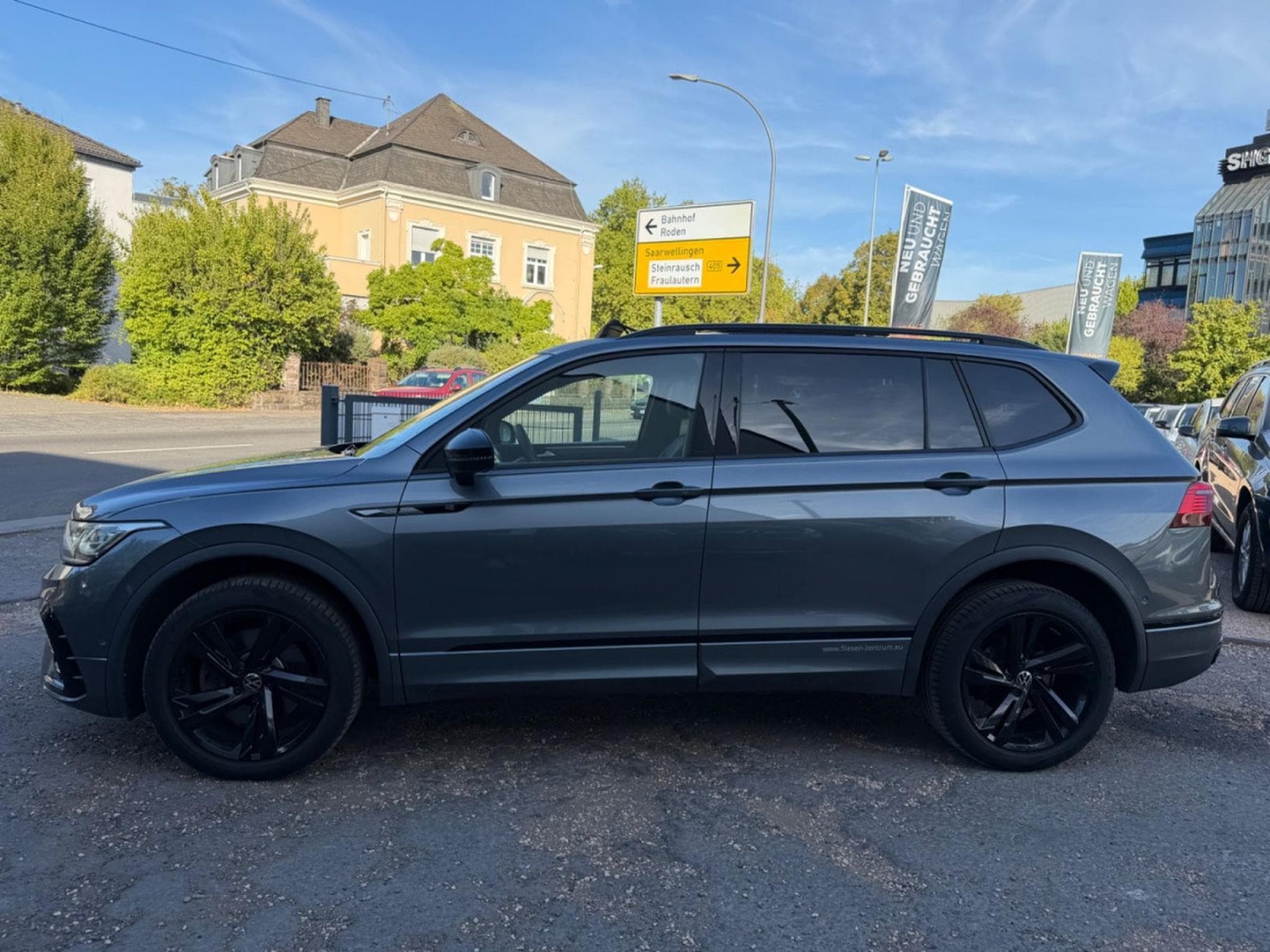 VW Tiguan R-Line 4Motion/7xSitze (2022) - Photo 3