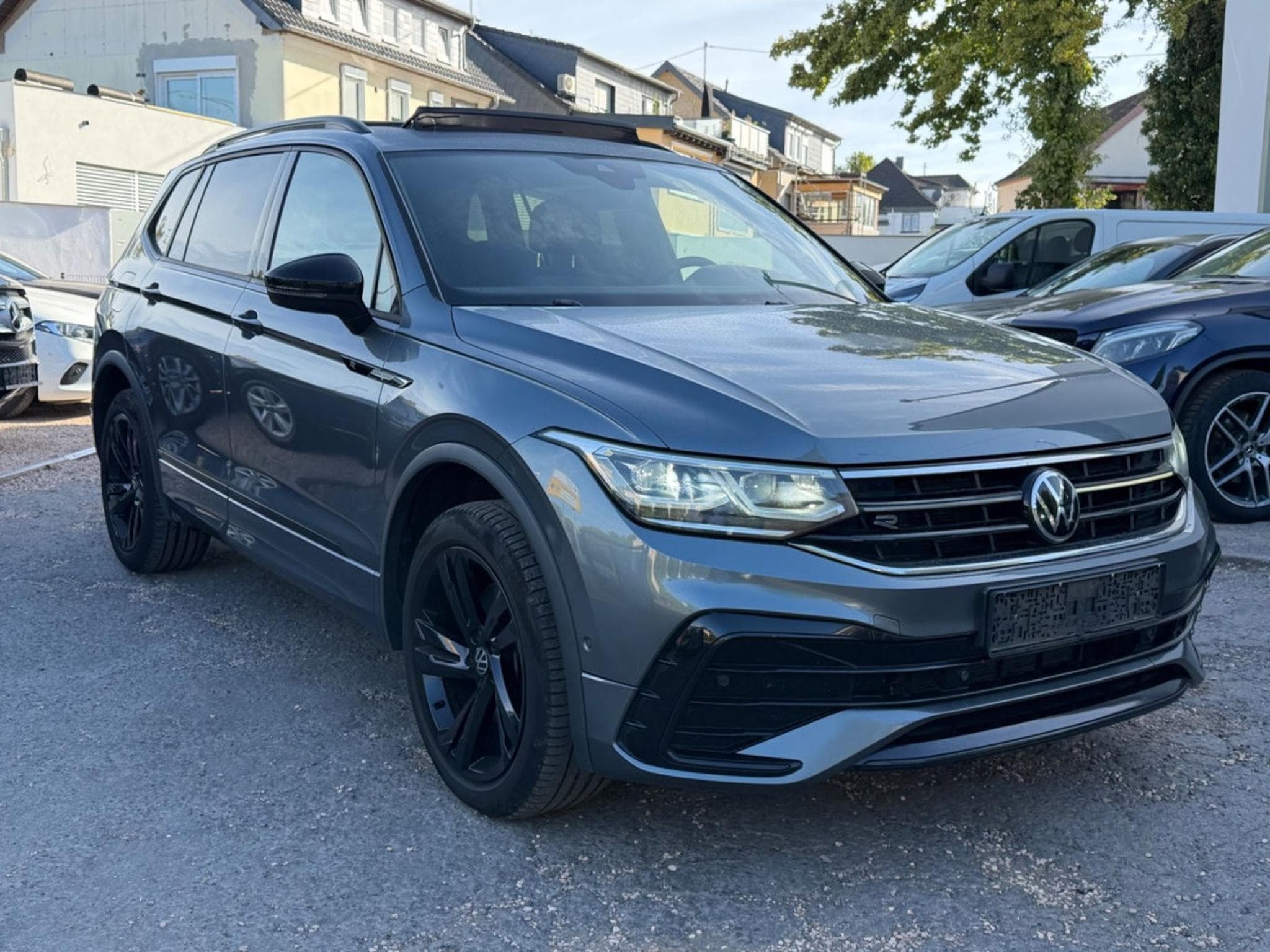 VW Tiguan R-Line 4Motion/7xSitze (2022) - Photo 8