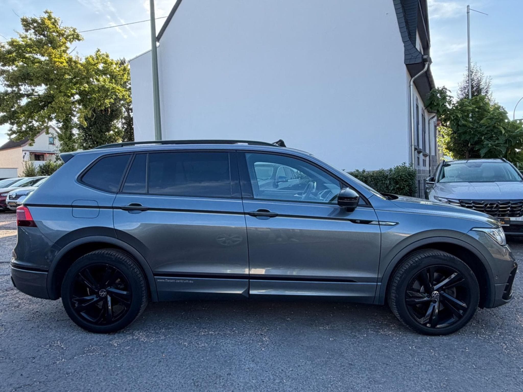 VW Tiguan R-Line 4Motion/7xSitze (2022) - Photo 7