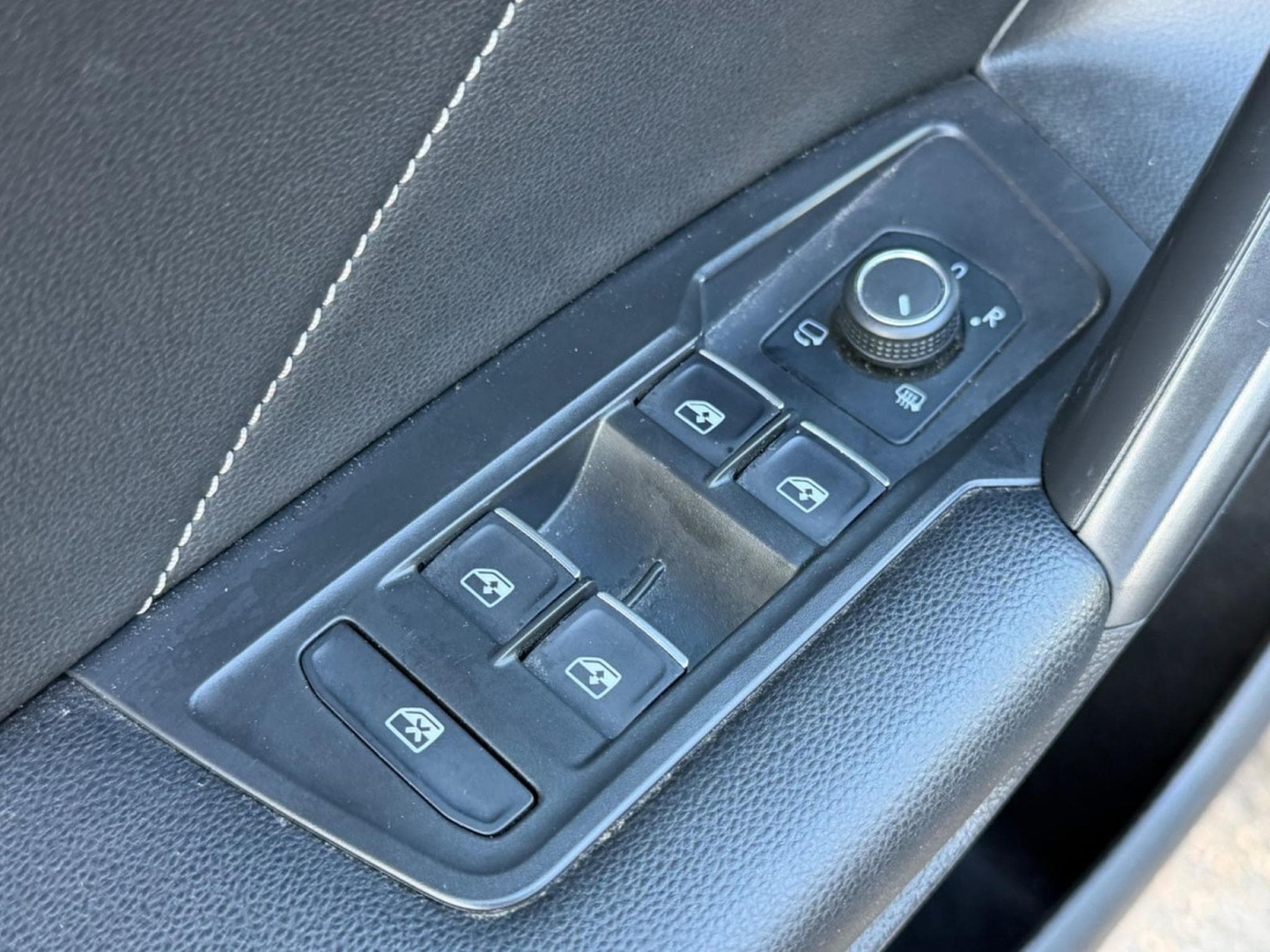 VW Tiguan R-Line 4Motion/7xSitze (2022) - Photo 14