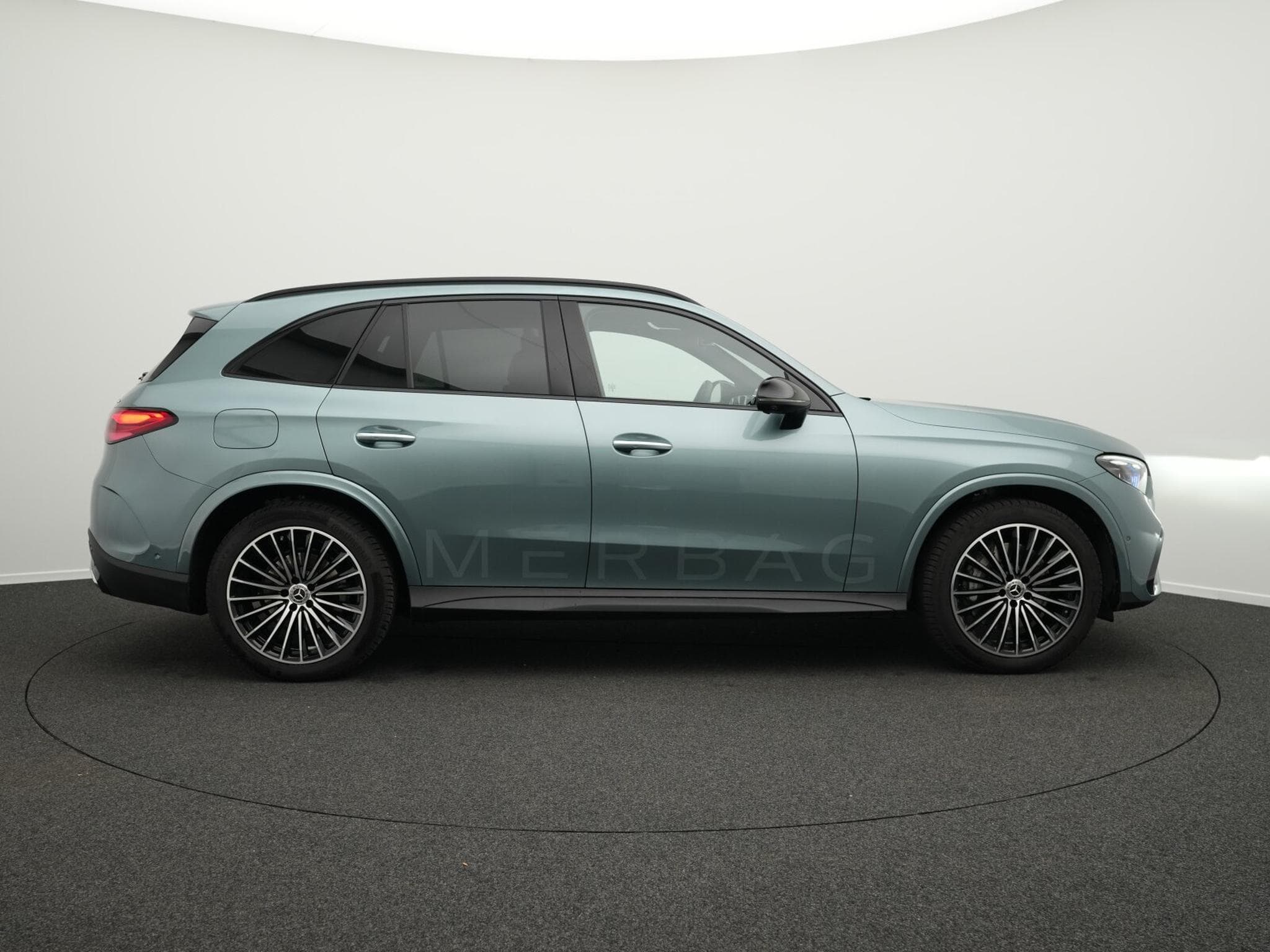 Mercedes GLC 220 d 4MATIC AMG-Line (2026) - Photo 5