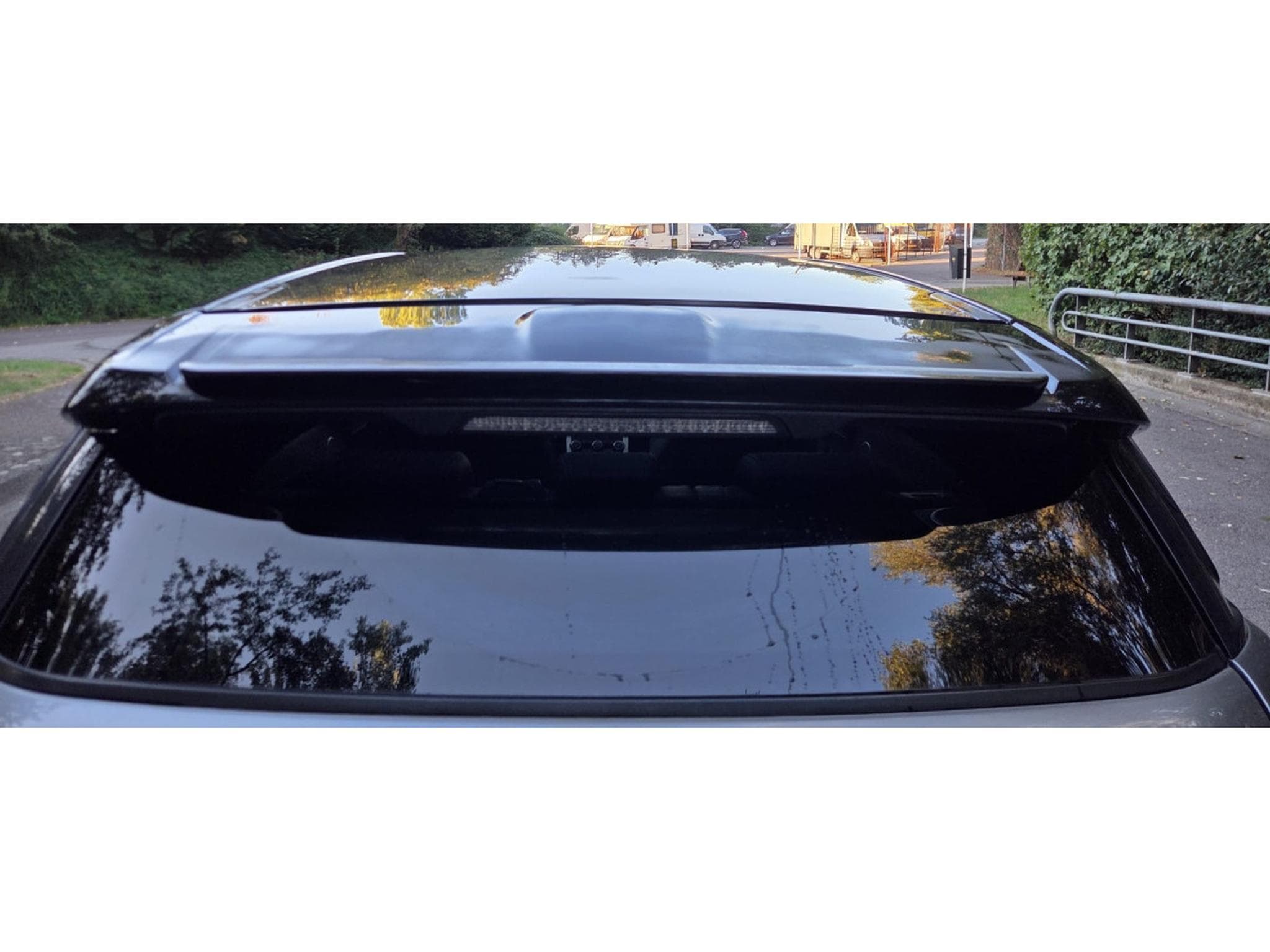 Land-Rover Range Rover Evoque 2.2 SD4 Dynamic (2014) - Photo 5