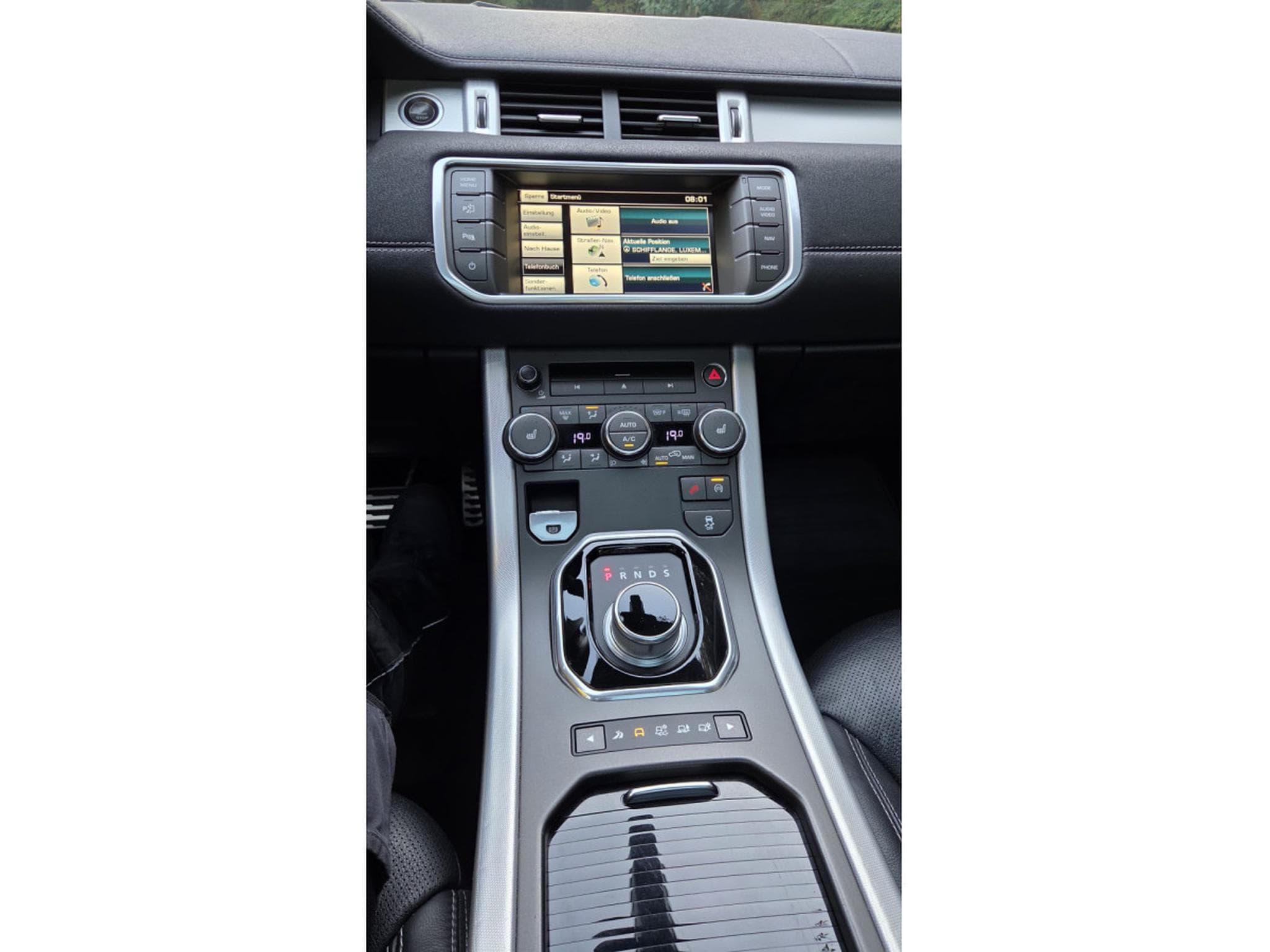 Land-Rover Range Rover Evoque 2.2 SD4 Dynamic (2014) - Photo 11