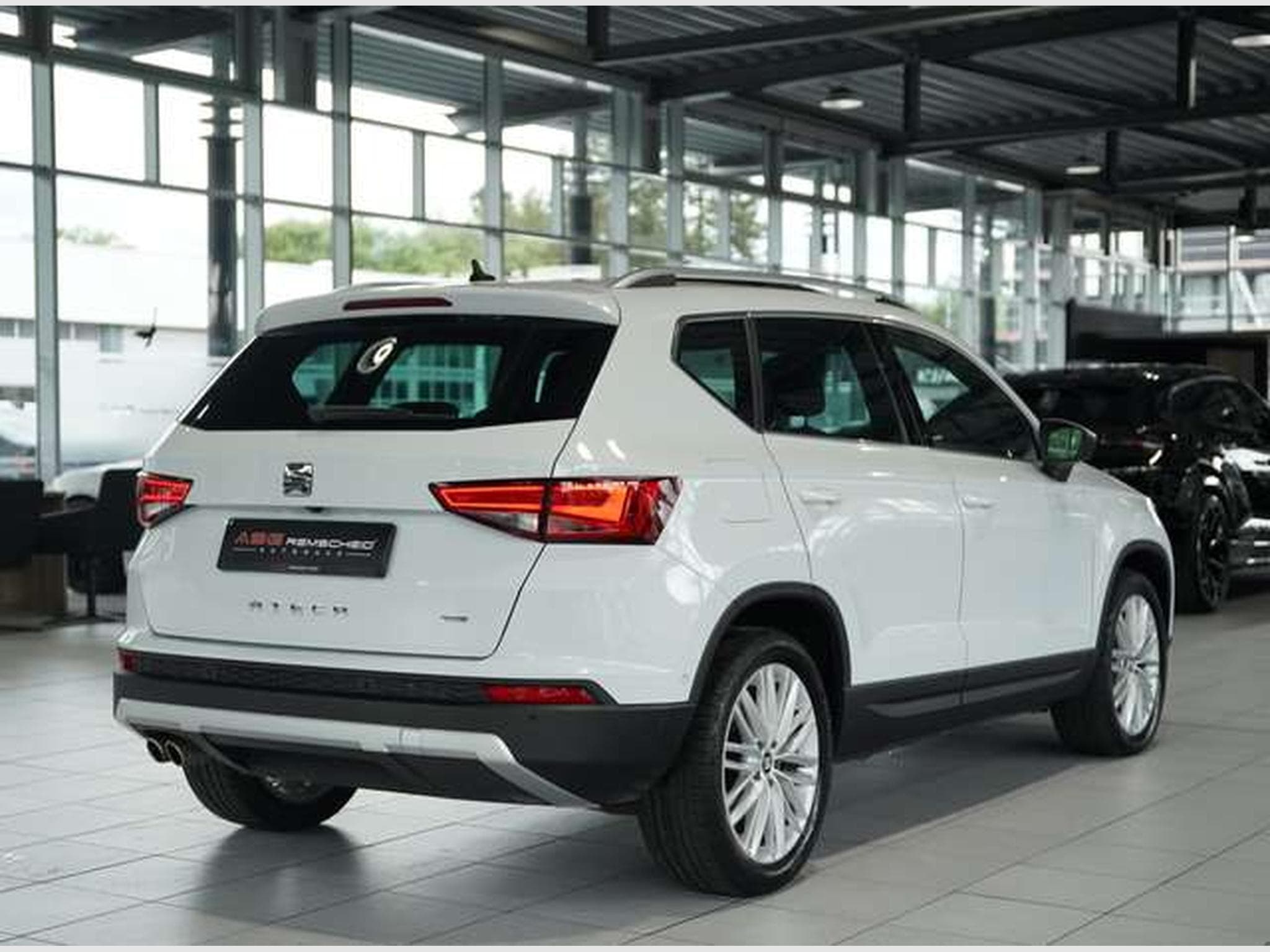 SEAT Ateca Xcellence 4D DSG *2.H *Virtual *GSD *360° (2018) - Photo 7