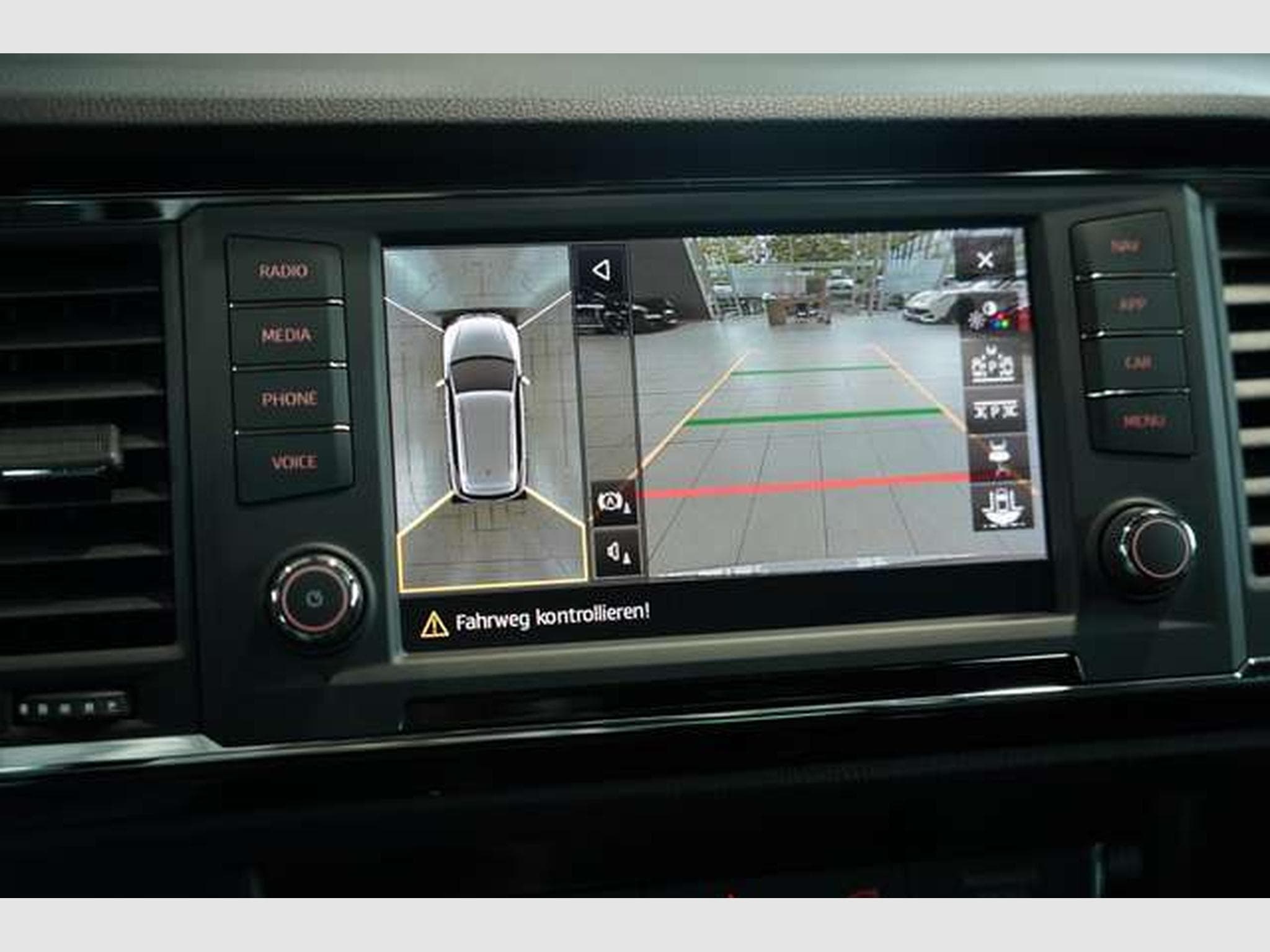 SEAT Ateca Xcellence 4D DSG *2.H *Virtual *GSD *360° (2018) - Photo 30