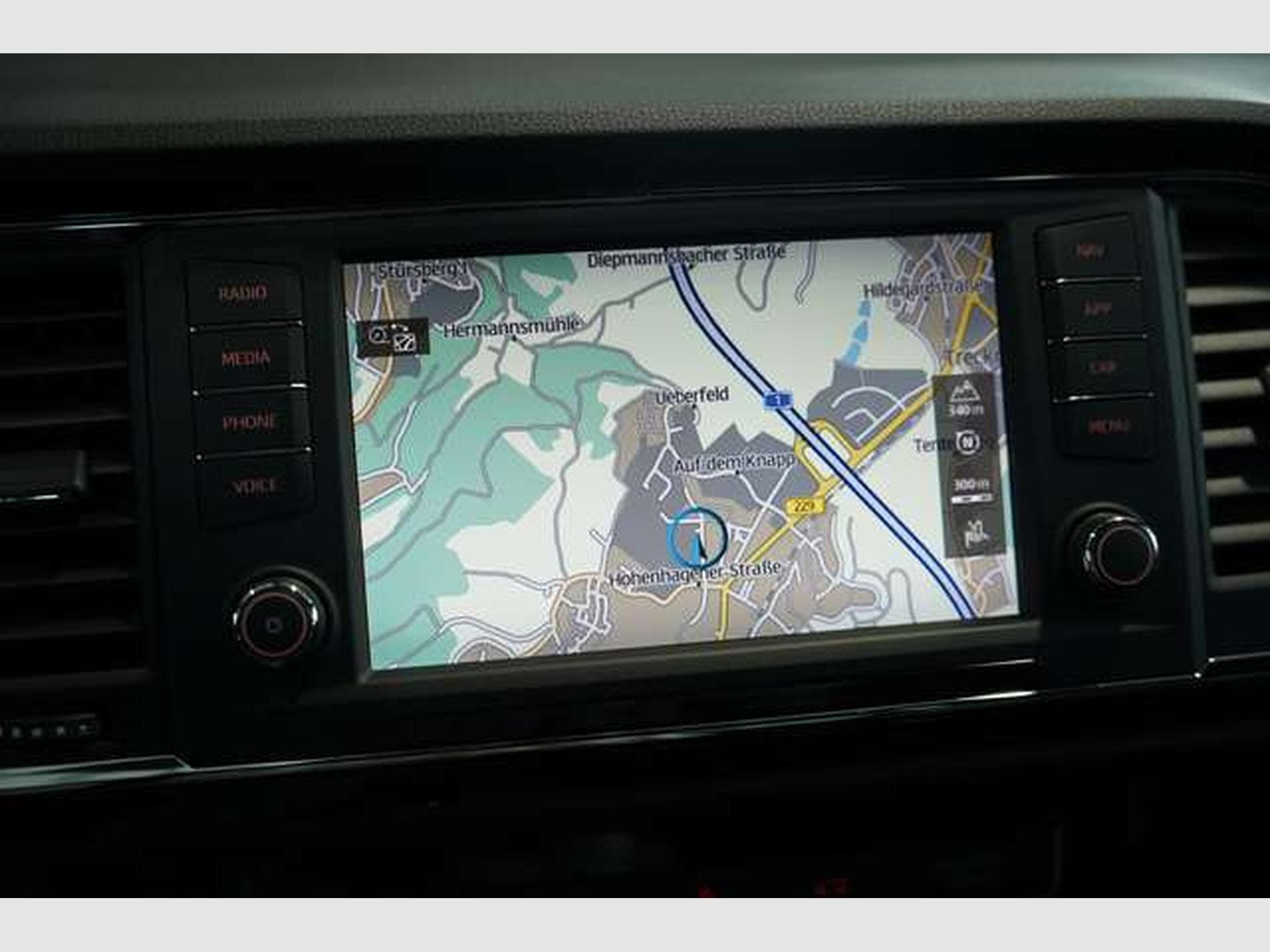 SEAT Ateca Xcellence 4D DSG *2.H *Virtual *GSD *360° (2018) - Photo 31