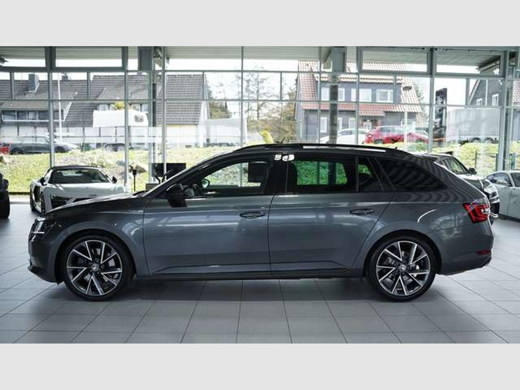 Skoda Superb Sportline 4x4 1.H *Pano *Canton *Memory (2017) - Foto 12