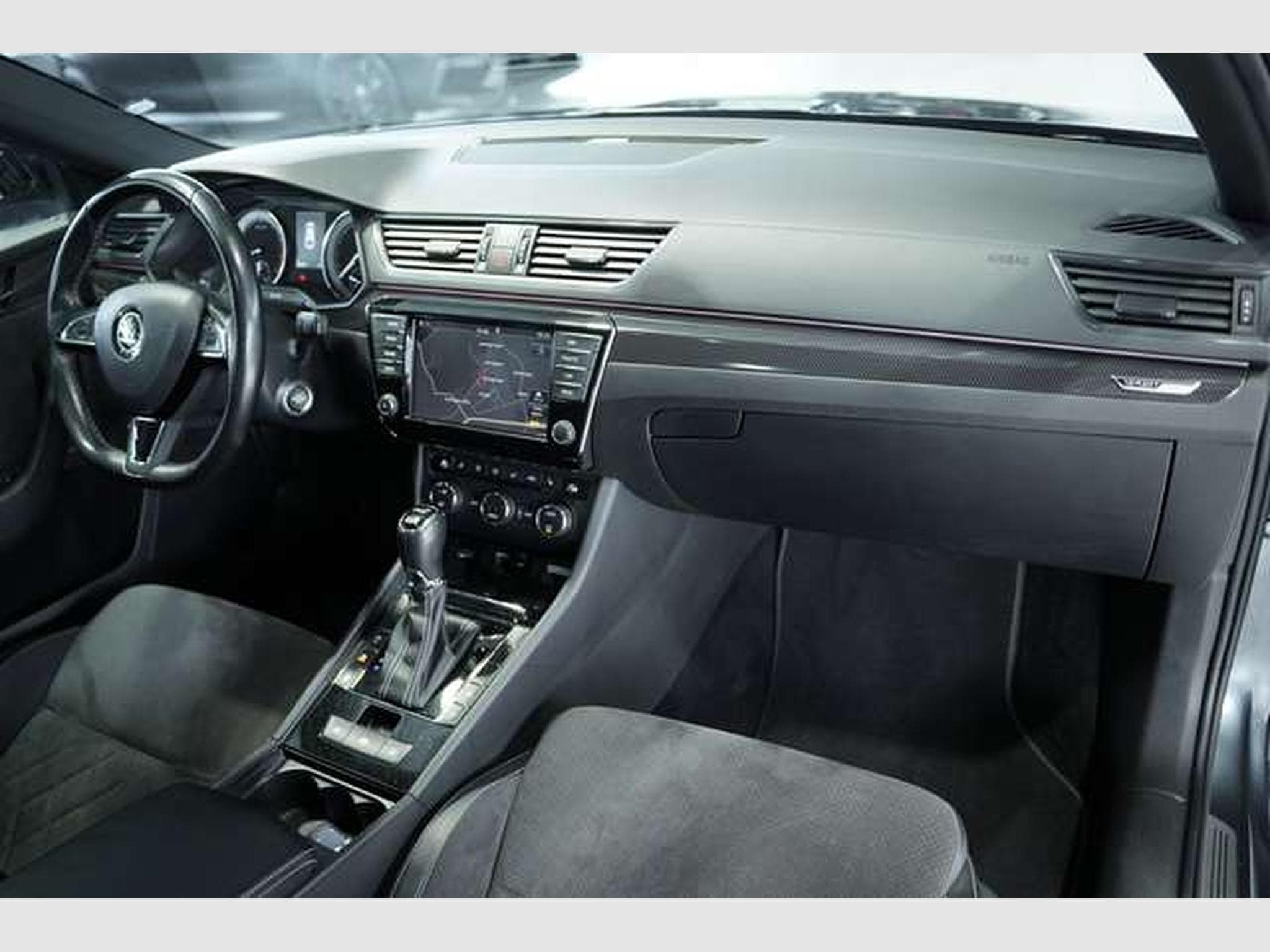 Skoda Superb Sportline 4x4 1.H *Pano *Canton *Memory (2017) - Foto 22
