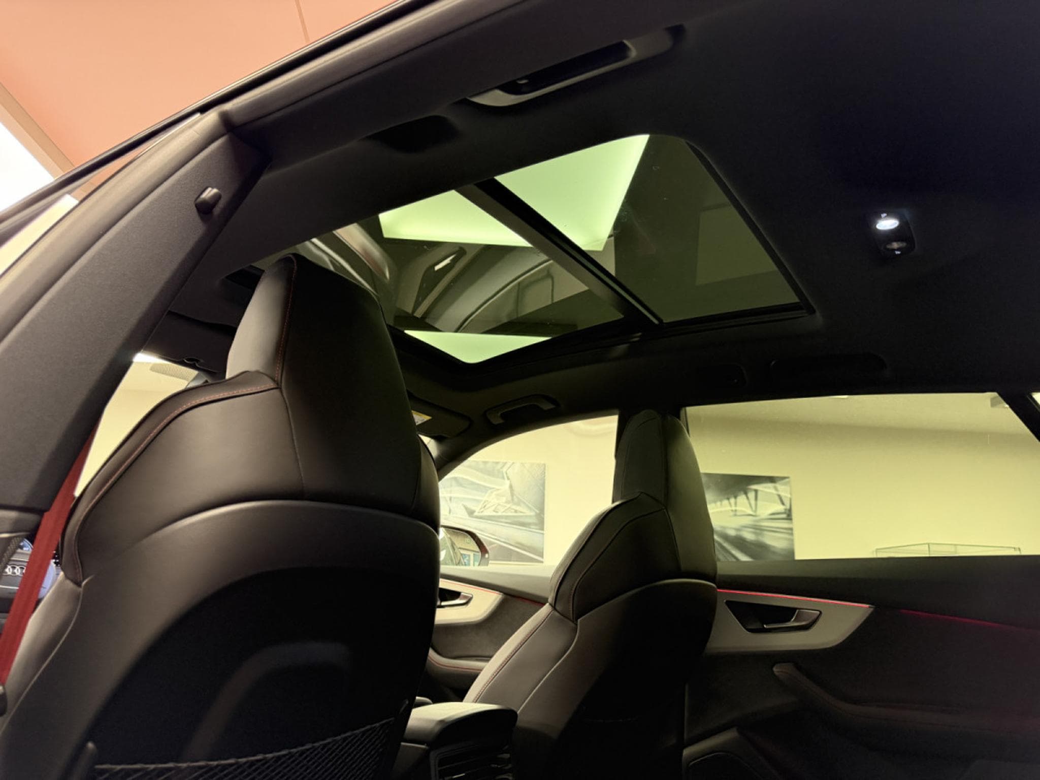 Audi Q8 TDI S line quattro 286 CH / 210 kW Titrponic (2026) - Photo 7