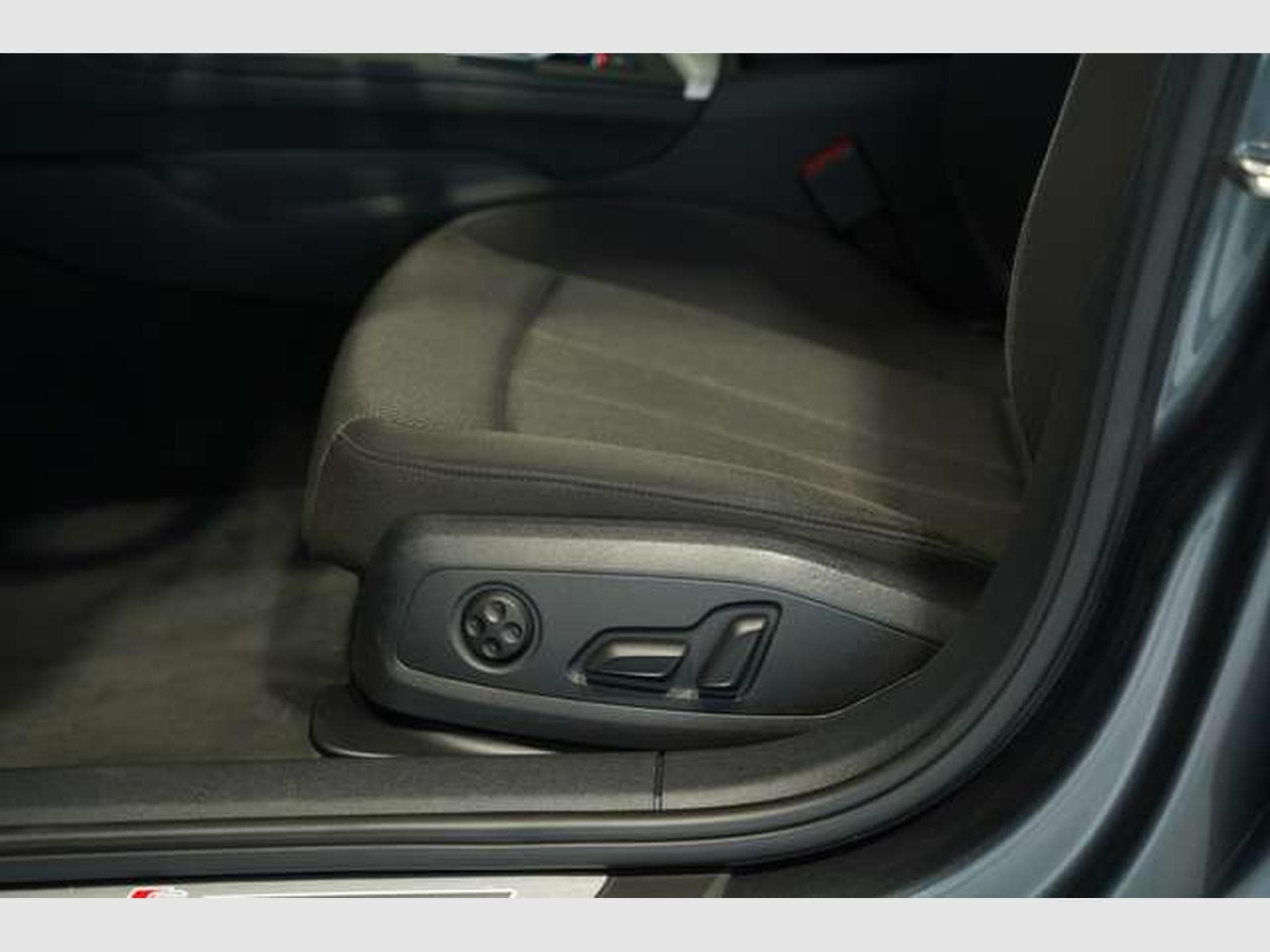 Audi A4 50 TDI q. Avant S line *2.H *ACC *Pano *Kam (2022) - Photo 27