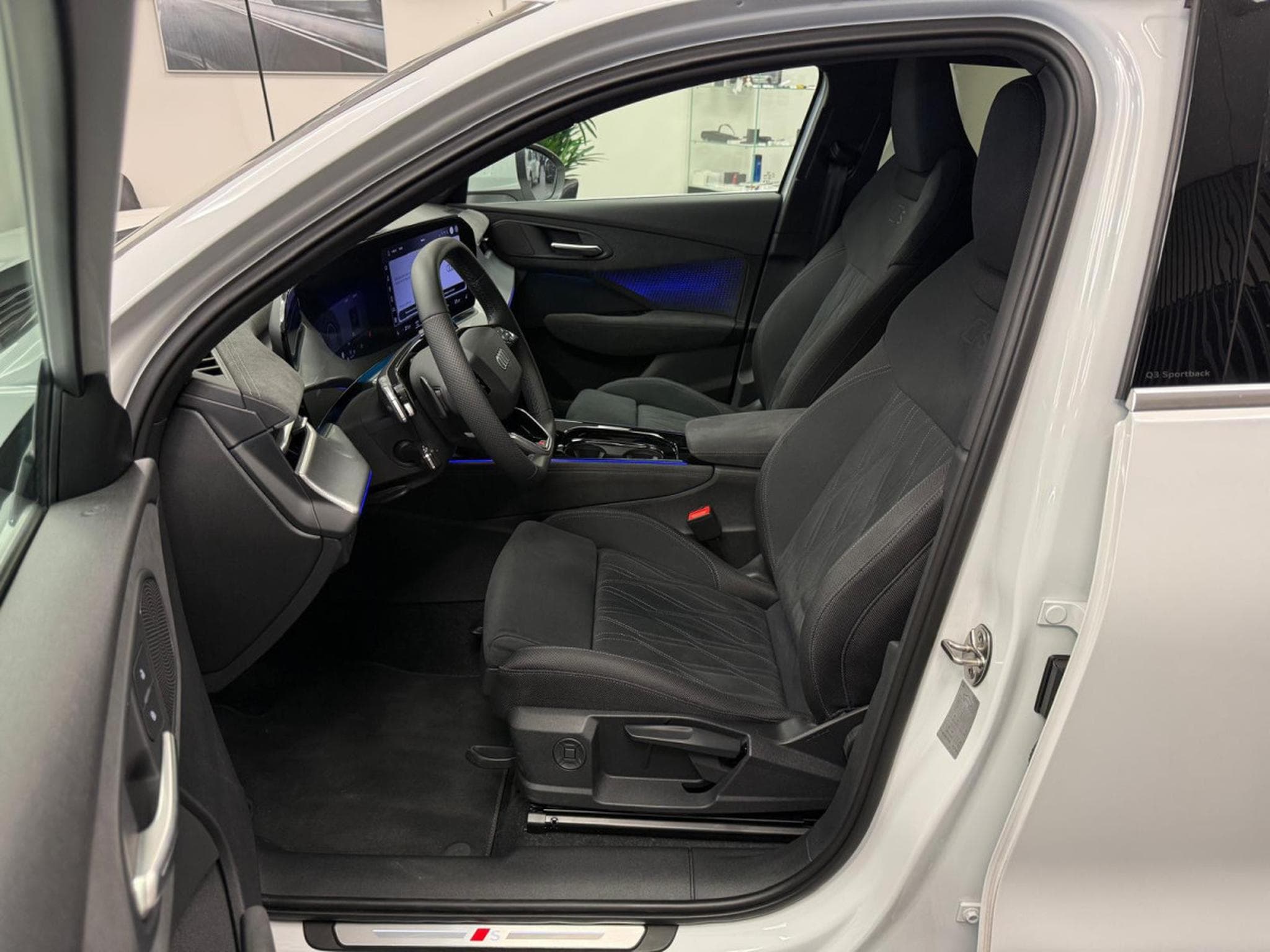 Audi Q3 Sportback  S line TFSI 150 CV / 110 kW S tronic (2026) - Photo 3