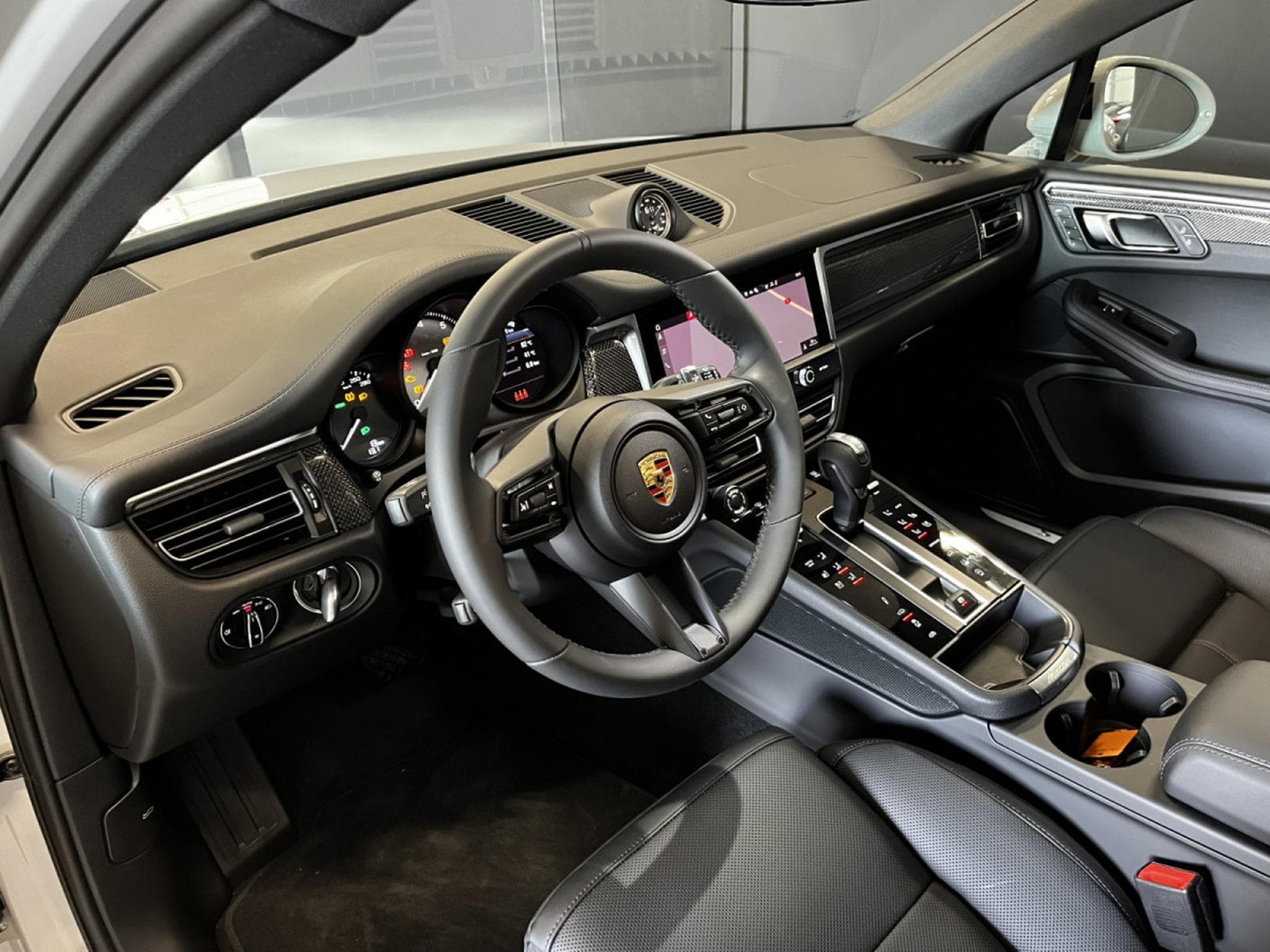 Porsche Macan Porsche Macan S /LED/PANO/BOSE/21"/CARBON/AHK/VOLL (2023) - Photo 17