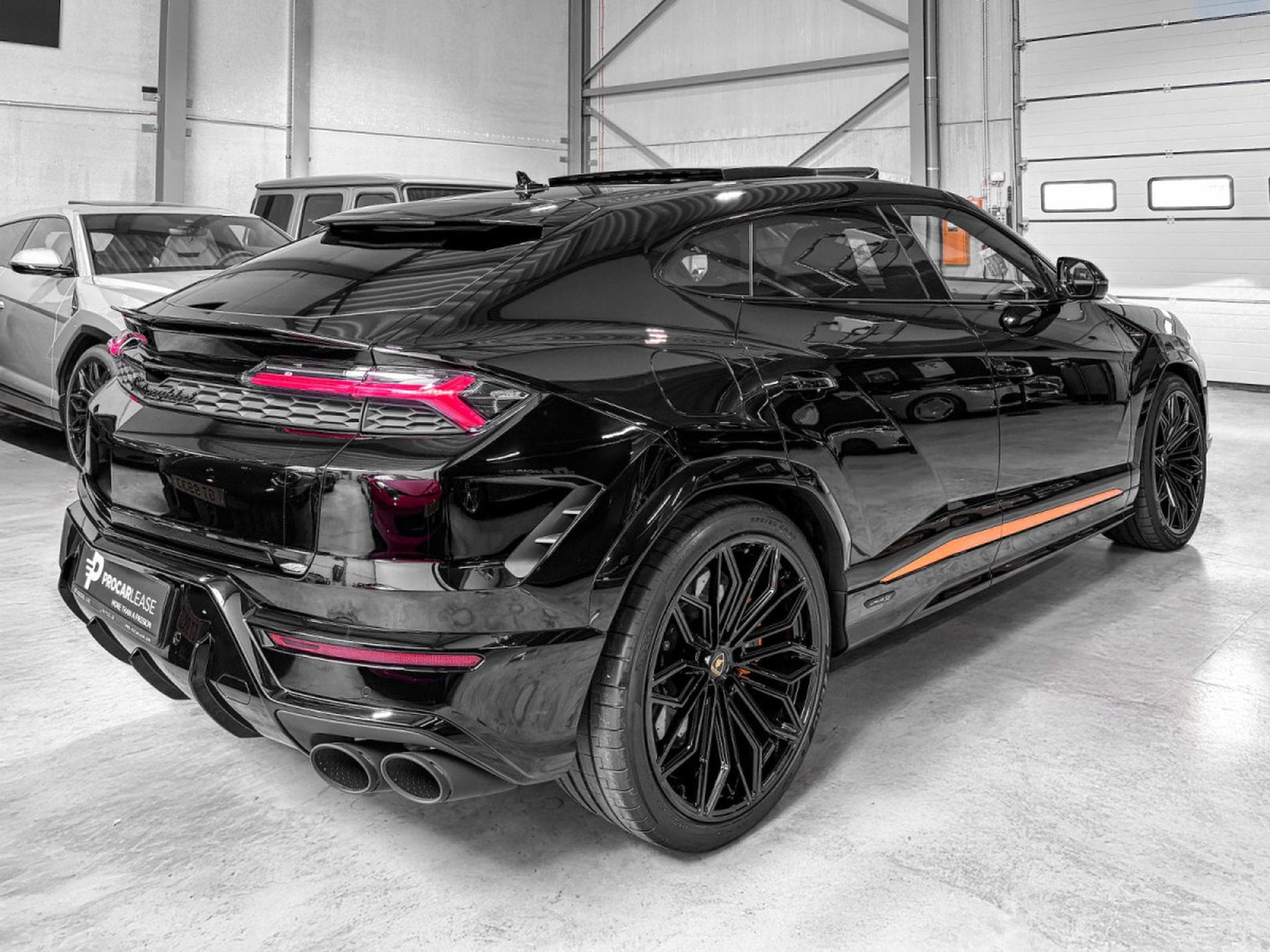 Lamborghini Urus URUS SE/NEW 2025/ STOCK AVAILABLE DIRECTLY (2025) - Photo 5