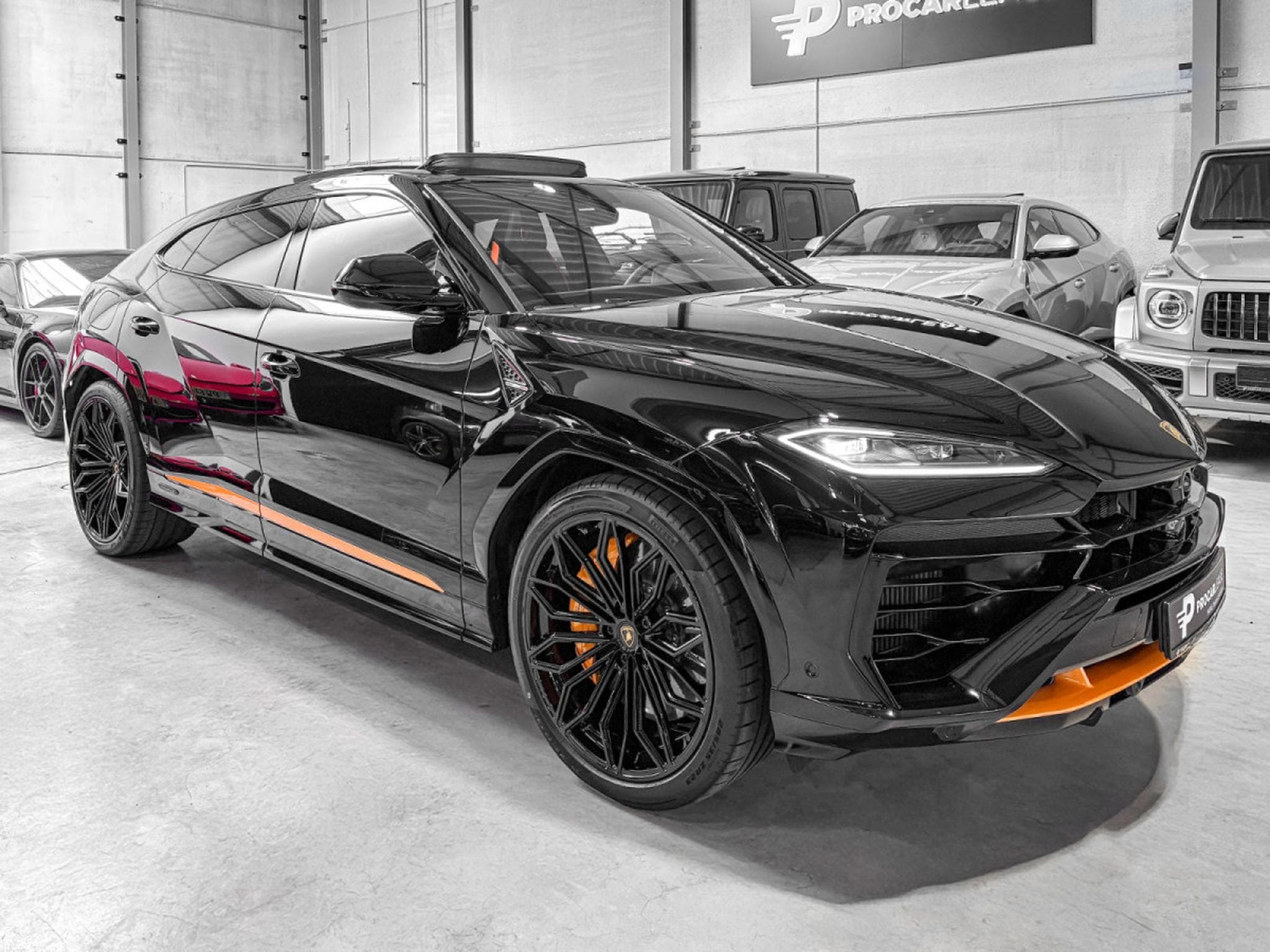 Lamborghini Urus URUS SE/NEW 2025/ STOCK AVAILABLE DIRECTLY (2025) - Photo 3
