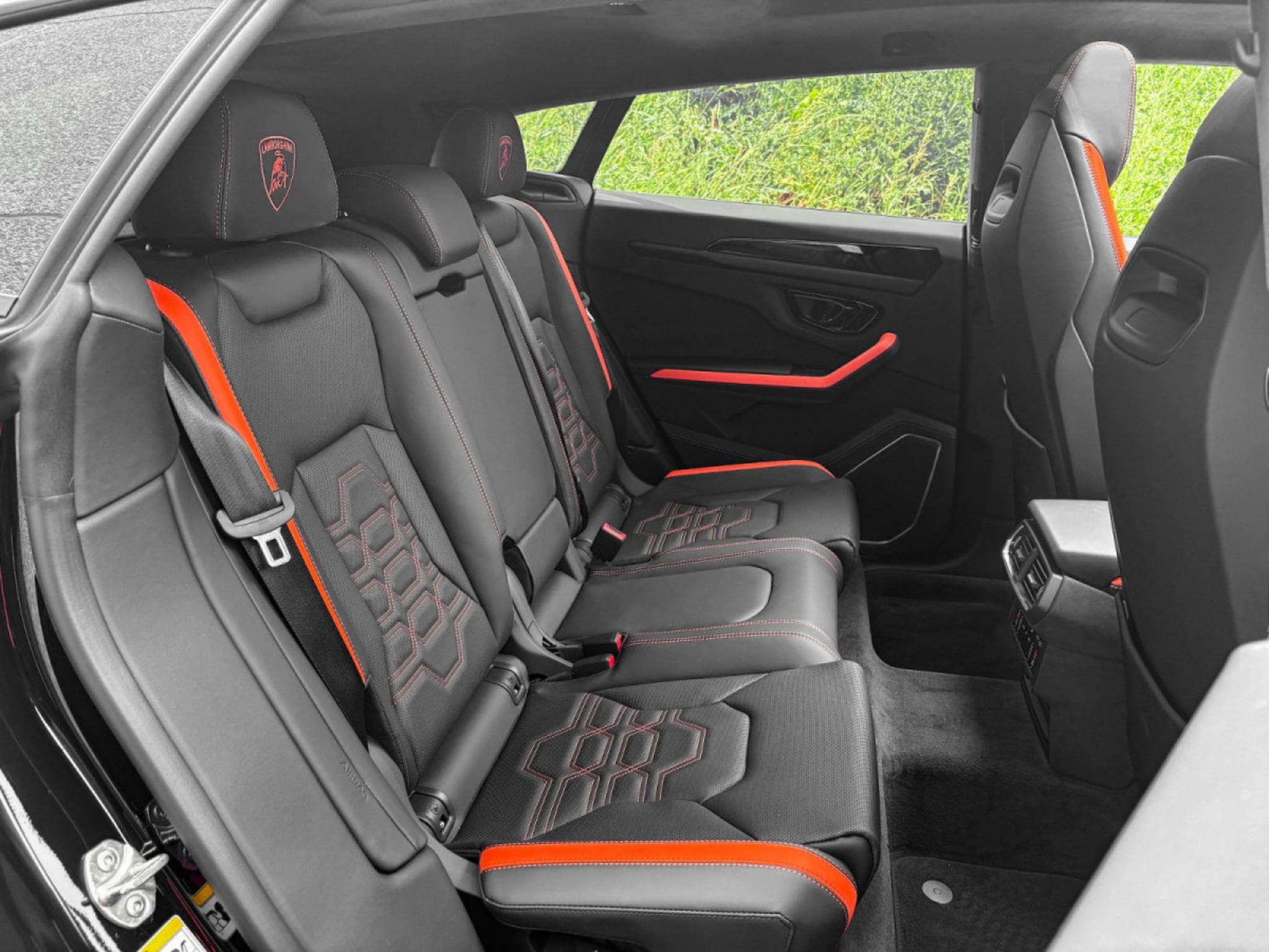 Lamborghini Urus URUS SE/NEW 2025/ STOCK AVAILABLE DIRECTLY (2025) - Photo 17