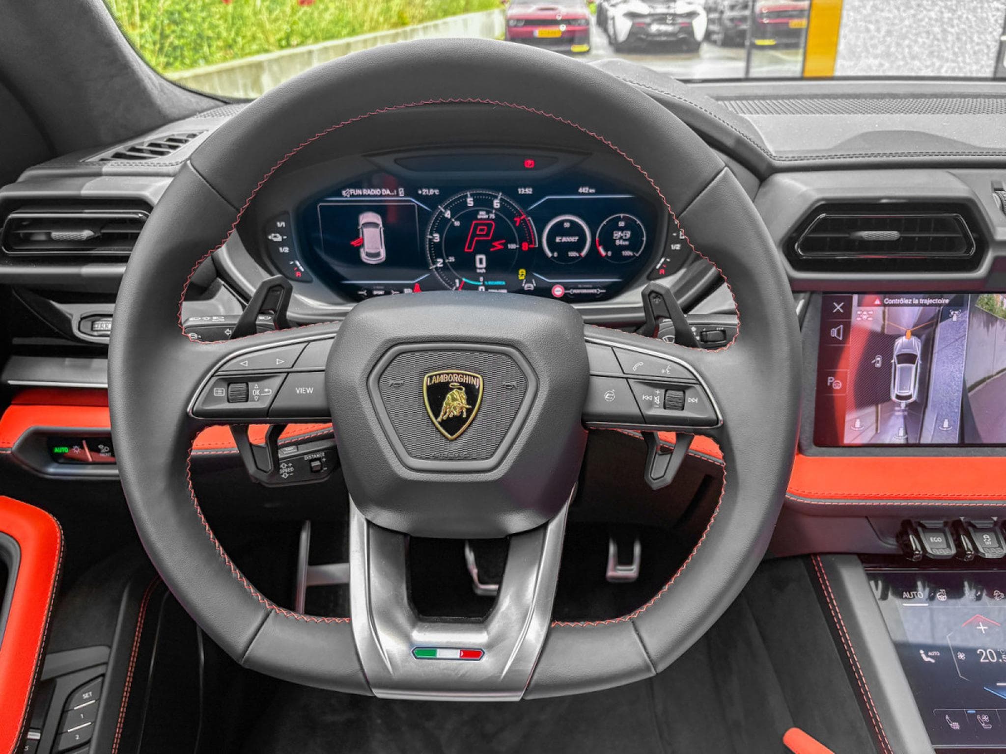 Lamborghini Urus URUS SE/NEW 2025/ STOCK AVAILABLE DIRECTLY (2025) - Photo 23