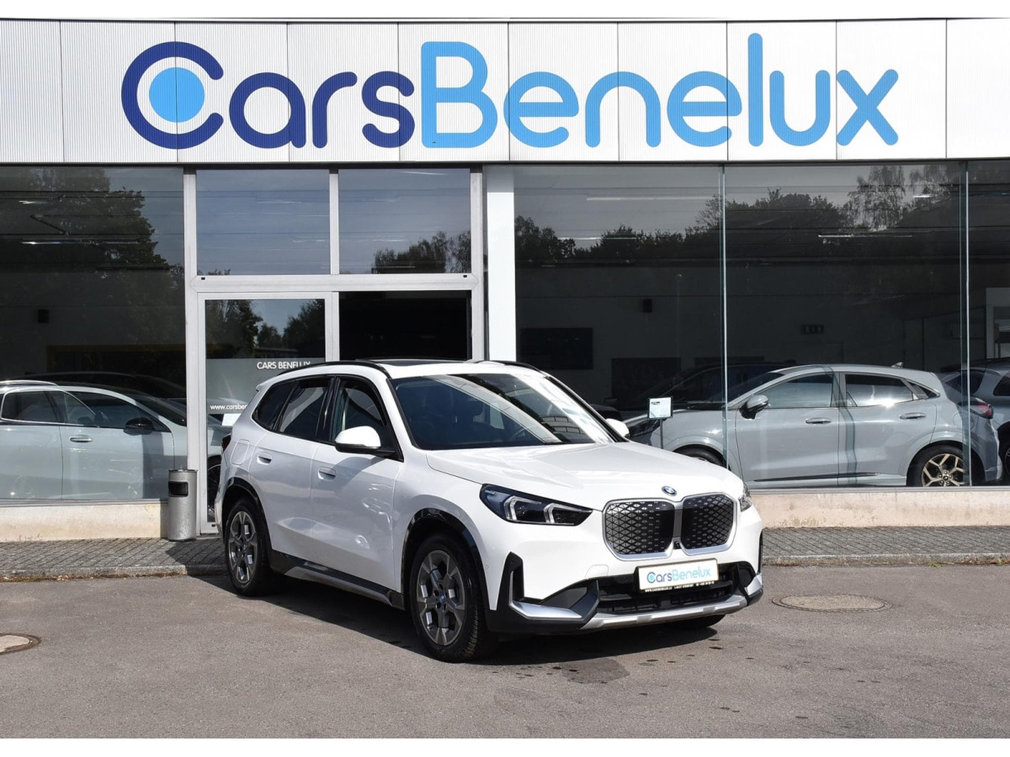 BMW iX1 eDrive20 xLine 66,5 kWh PANO CUIR MEMO ACC CAM360 HUD 1°MAIN (2025) - Foto 1