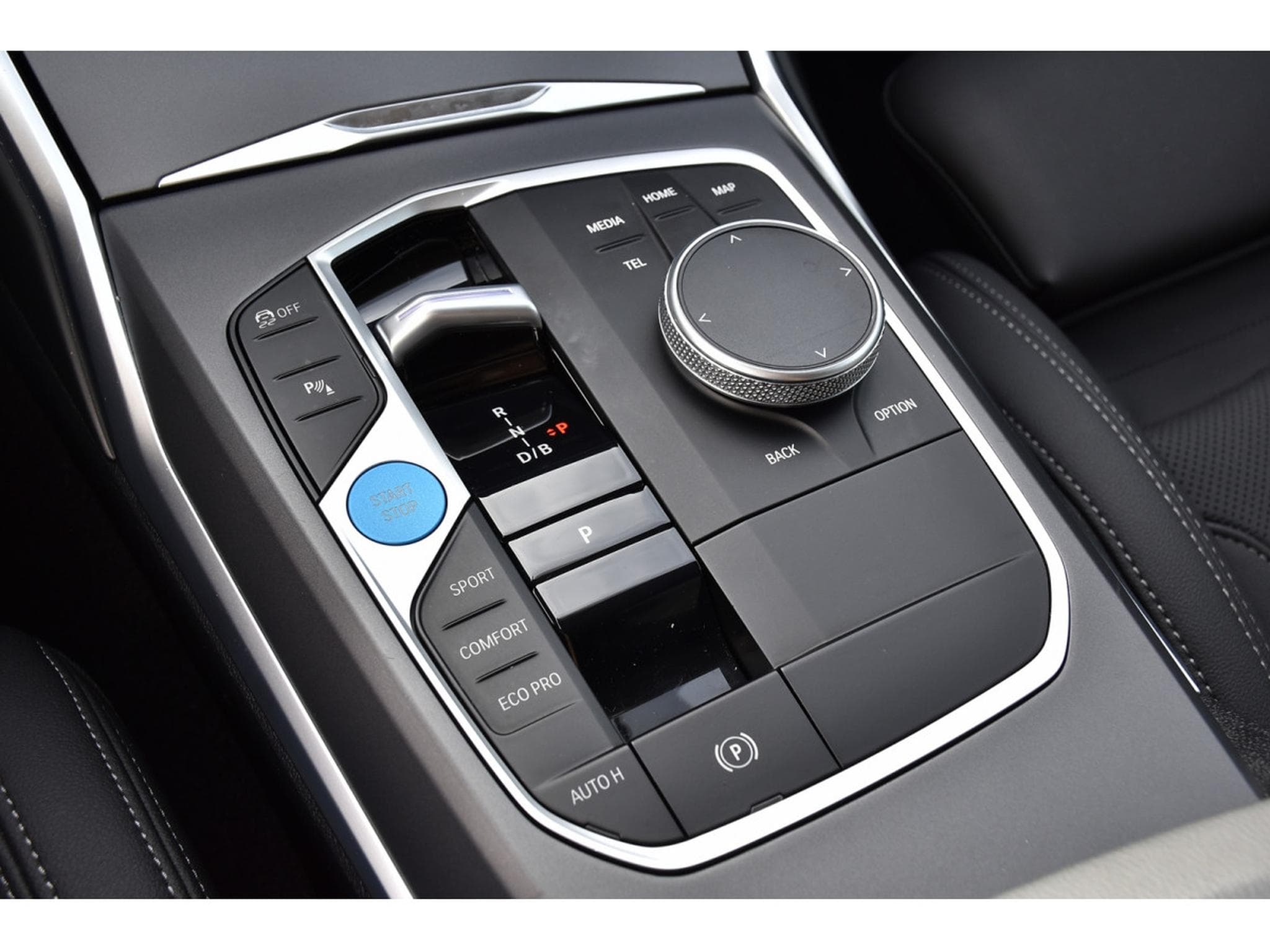 BMW i4 Gran Coupe eDrive40 83,9 kWh CUIR CAM 1° MAIN (2025) - Foto 17
