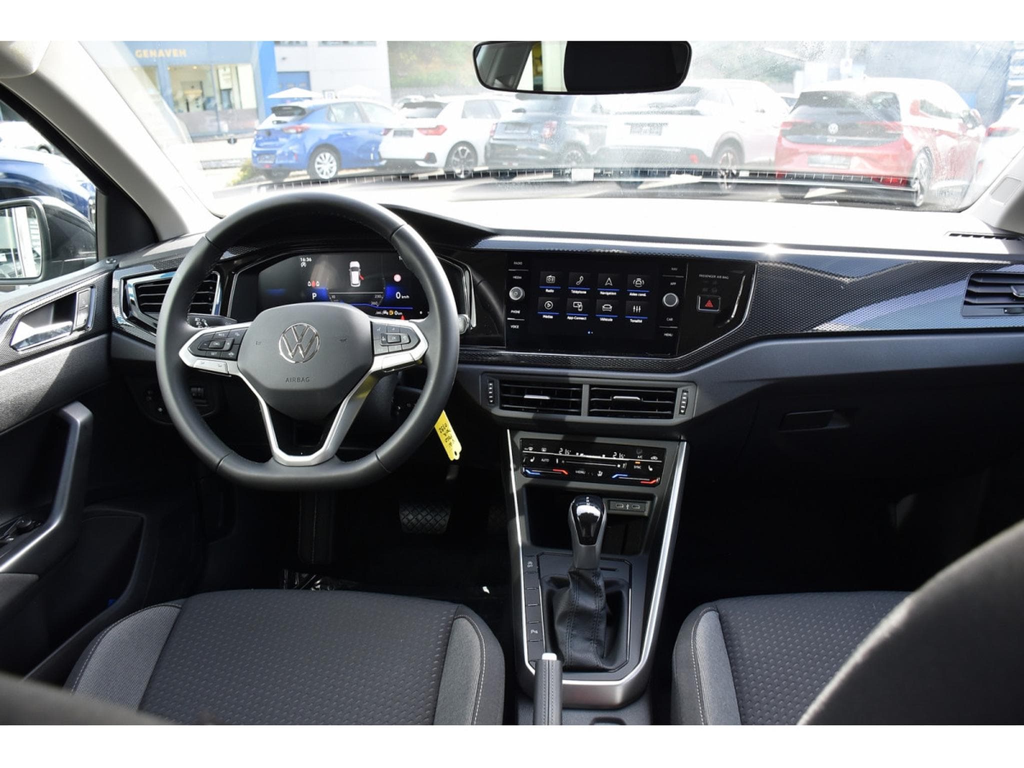 VW Polo 1.0 TSI 115 Life DSG SG CHFF CLIMA REGUL PDC CAM NEUVE (2026) - Foto 9