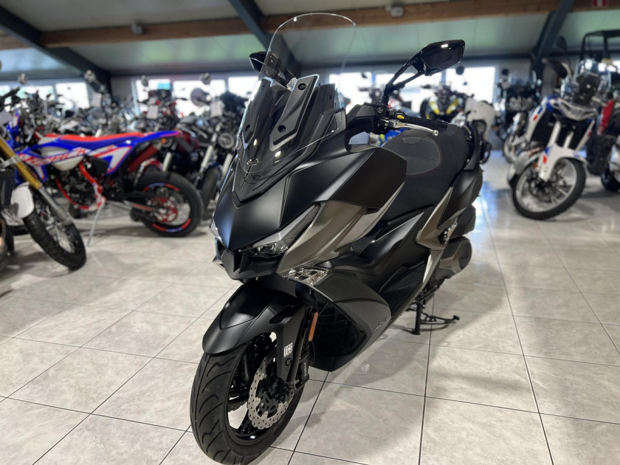Kymco Xciting VS TCS  ABS (2023) - Foto 2