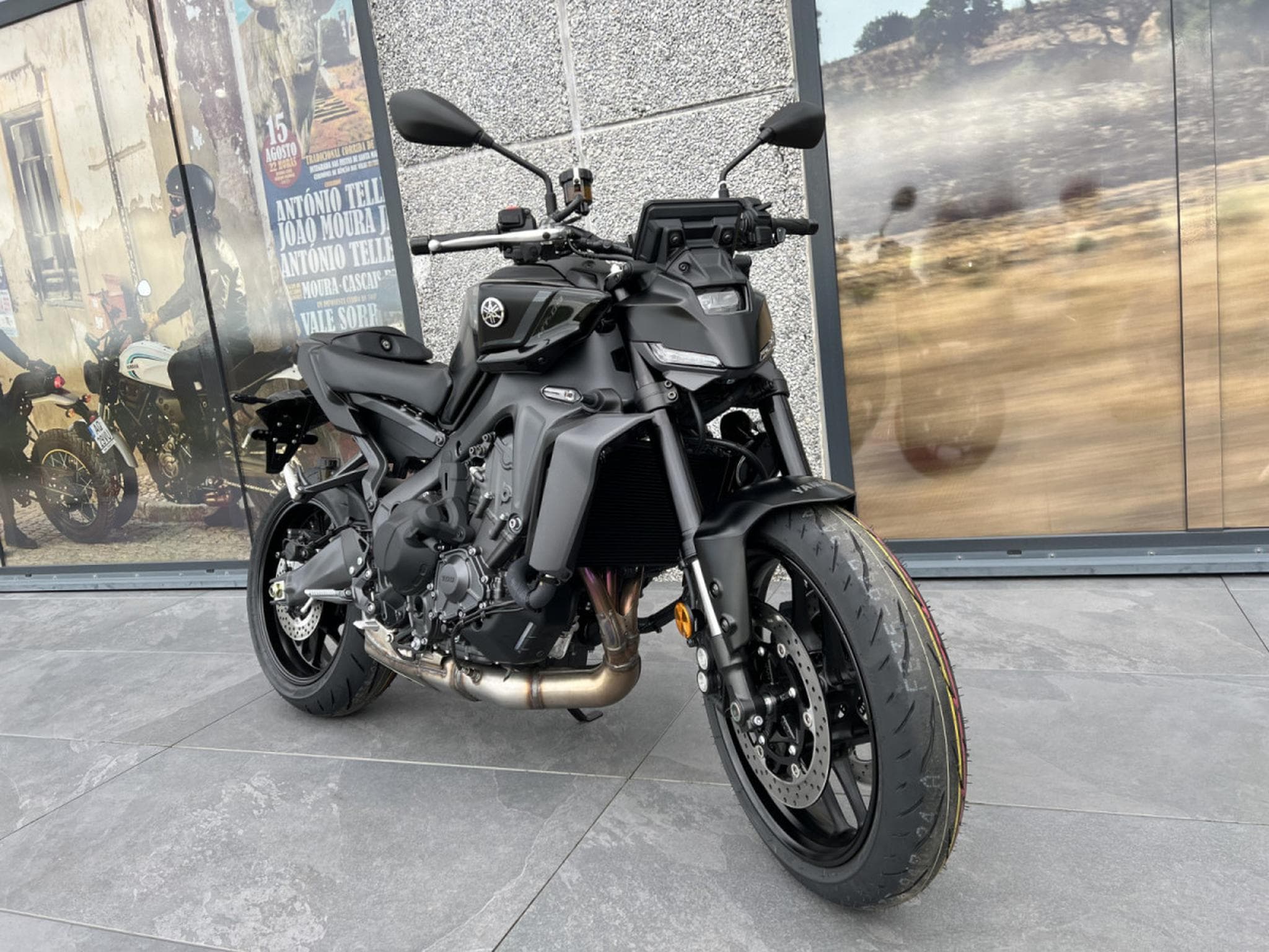 Yamaha MT09 Y-AMT (2026) - Photo 7