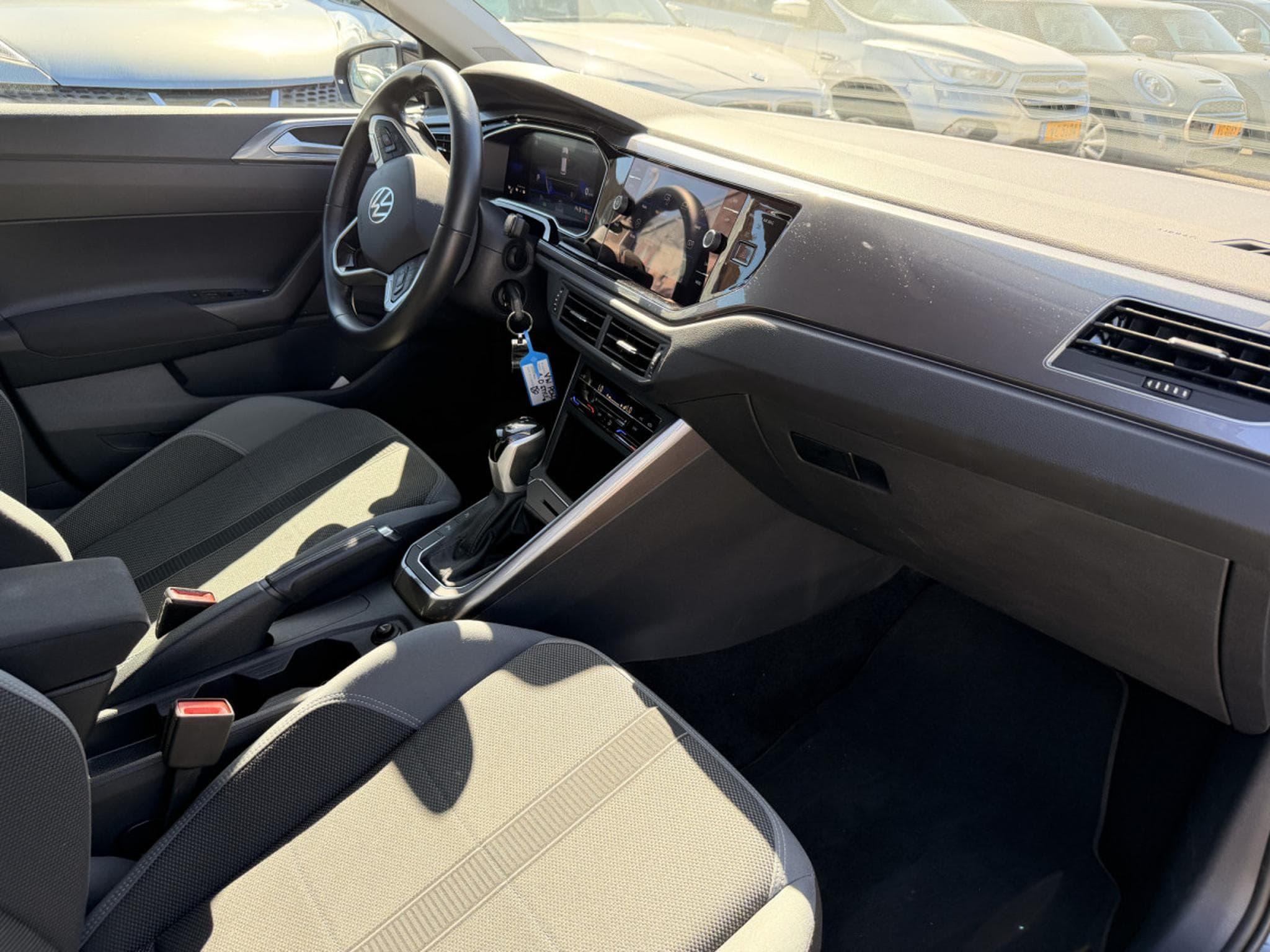 VW Polo 1.0 TSI 95 Style DSG (2023) - Photo 3