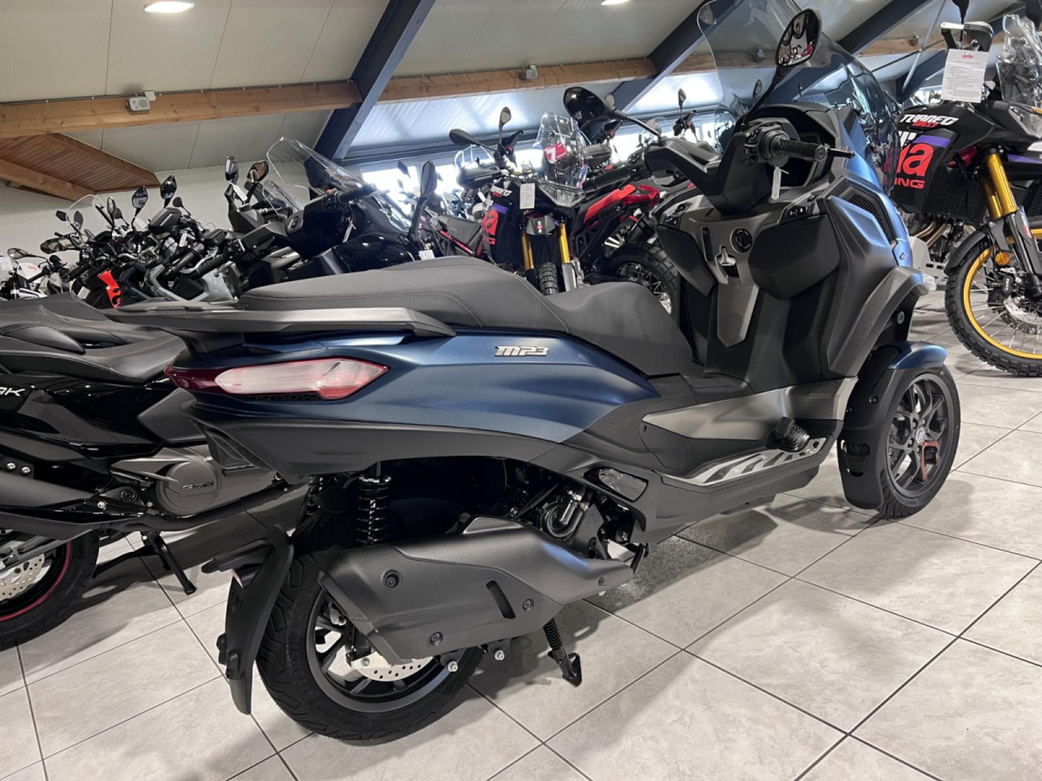 Piaggio MP3 (2026) - Photo 3
