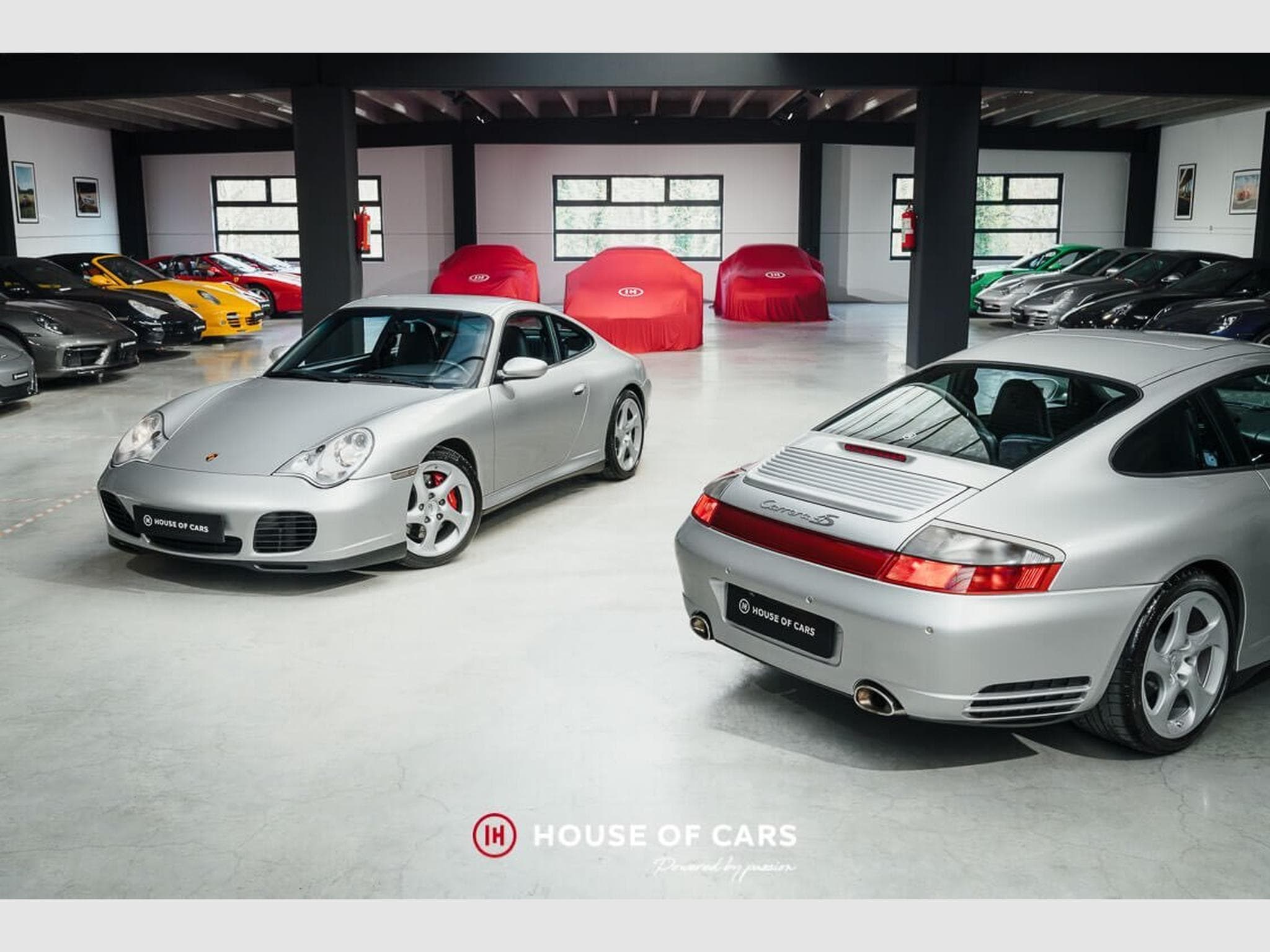 Porsche 911 996.2 CARRERA 4S COUPE MANUAL - 1ST PAINT (2002) - Photo 1