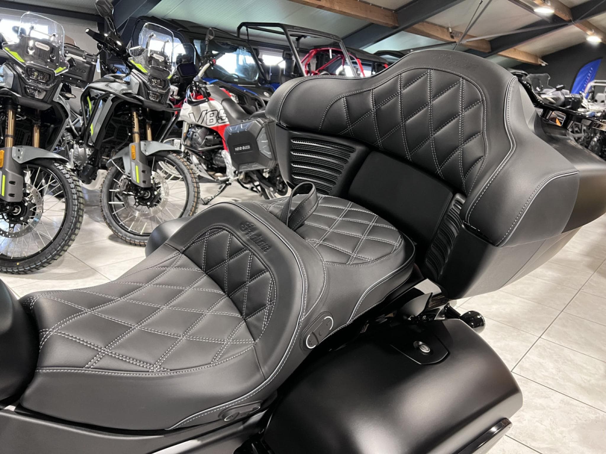 Indian Pursuit DARK HORSE PACK 112 (2026) - Photo 7