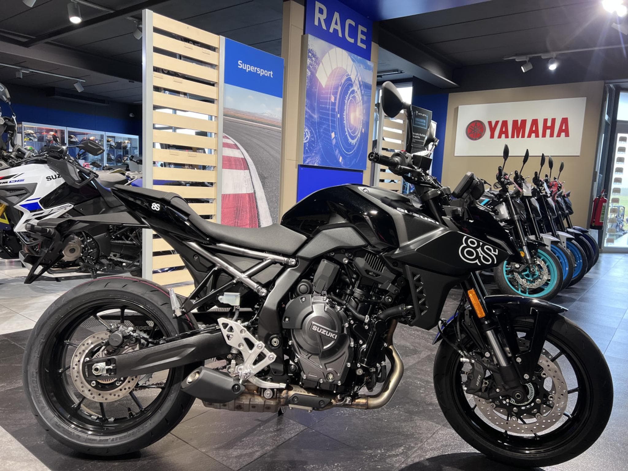 Suzuki GSX (2026) - Photo 1